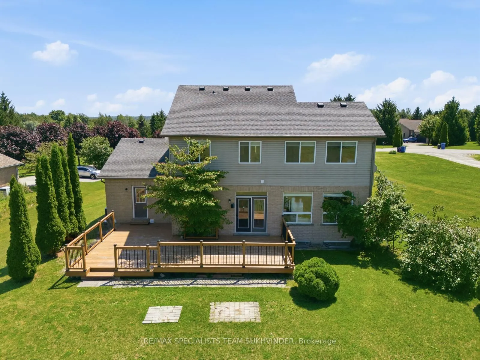 37 Woodland Drive
