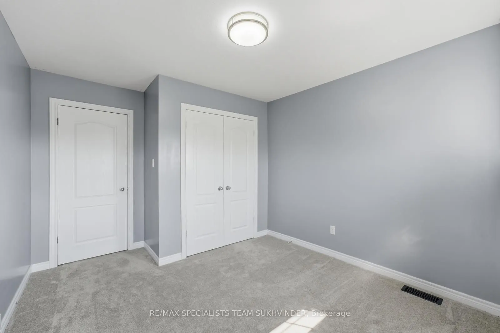 37 Woodland Drive