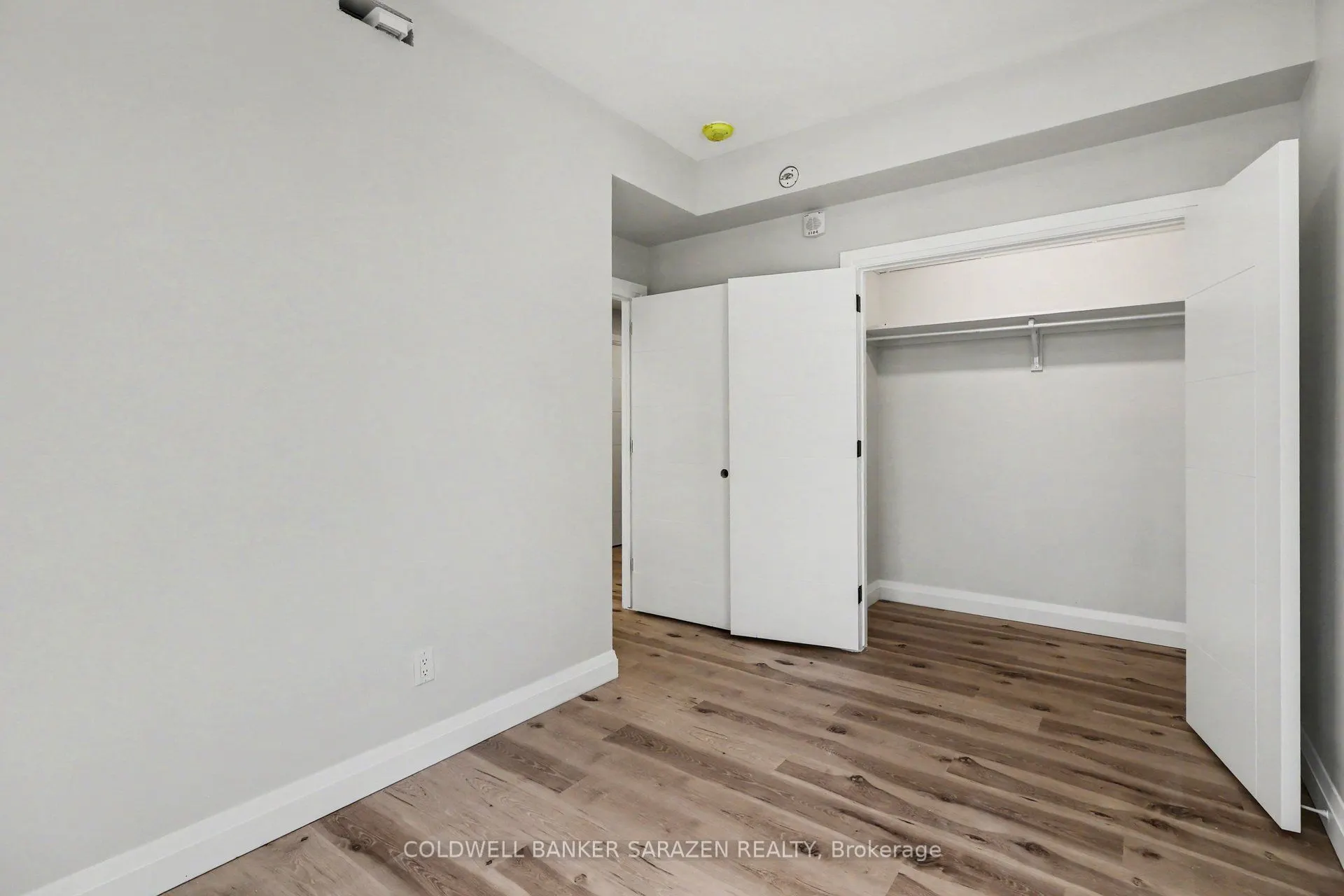42 Mcarthur Avenue #201