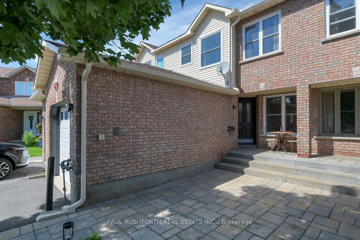 29 Grenadier Way