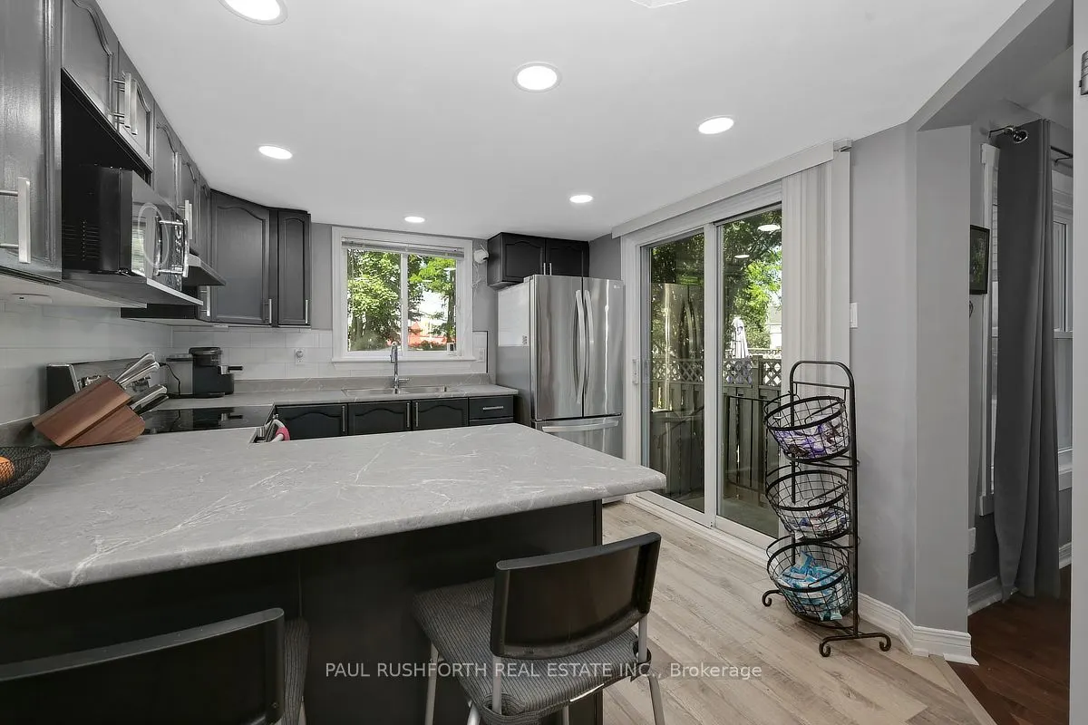 29 Grenadier Way