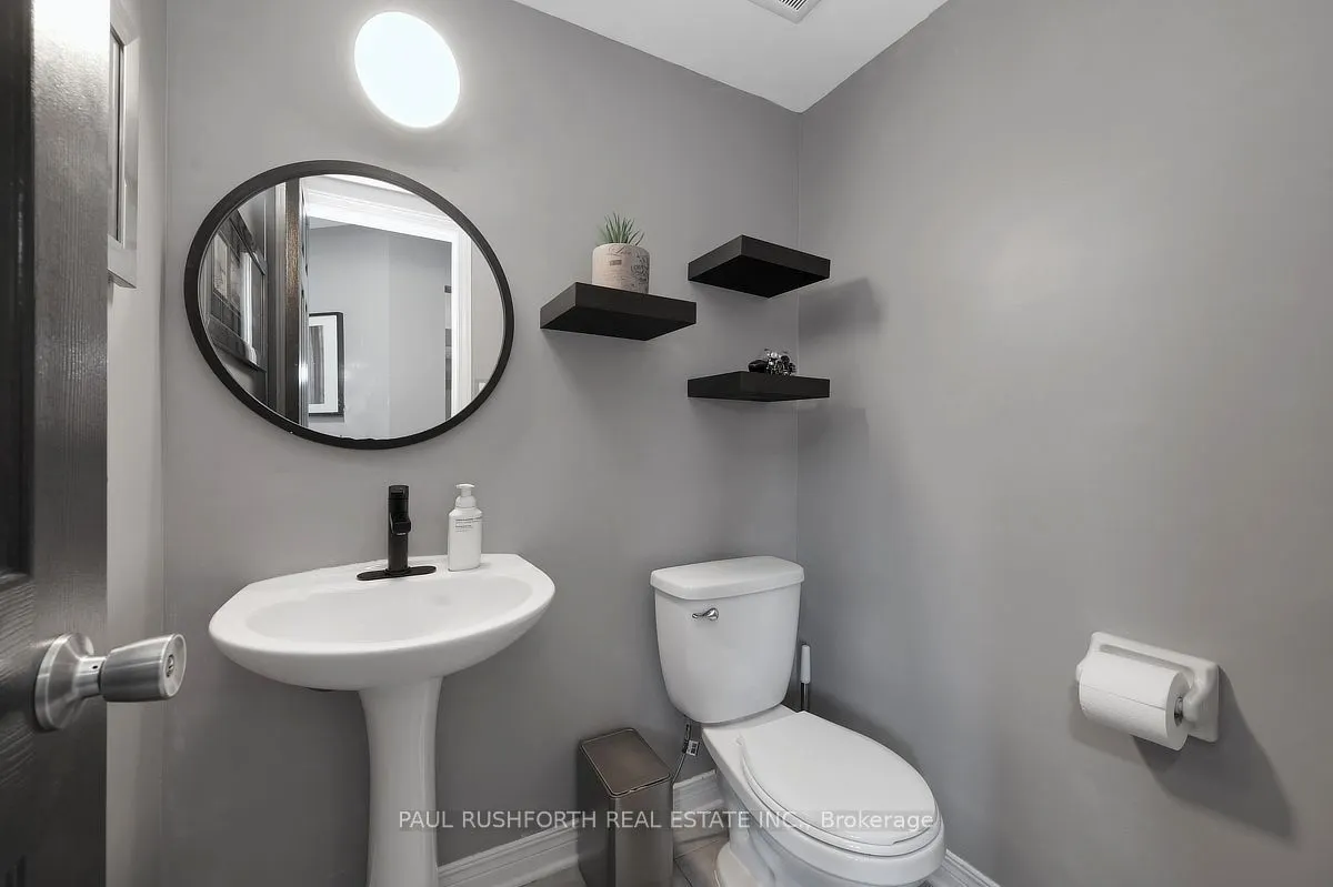 29 Grenadier Way