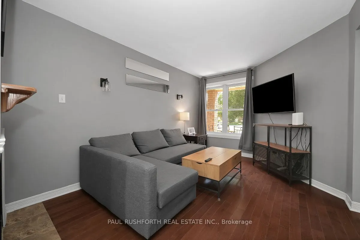 29 Grenadier Way