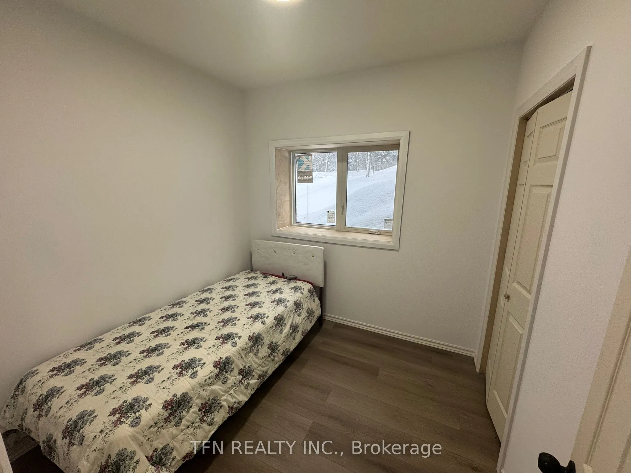 385 Gables Road
