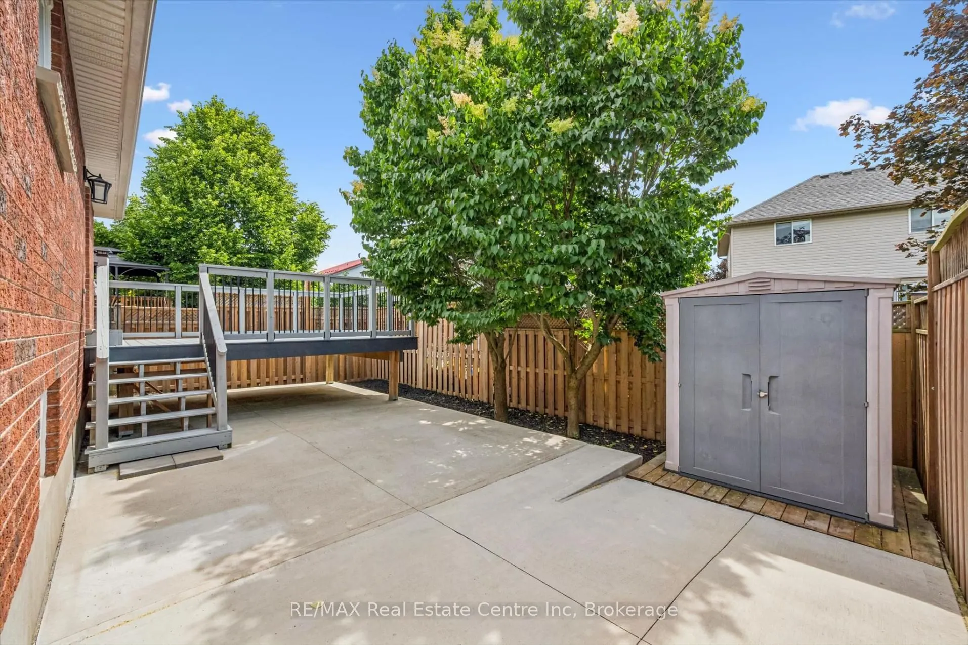 18 KEYS Crescent