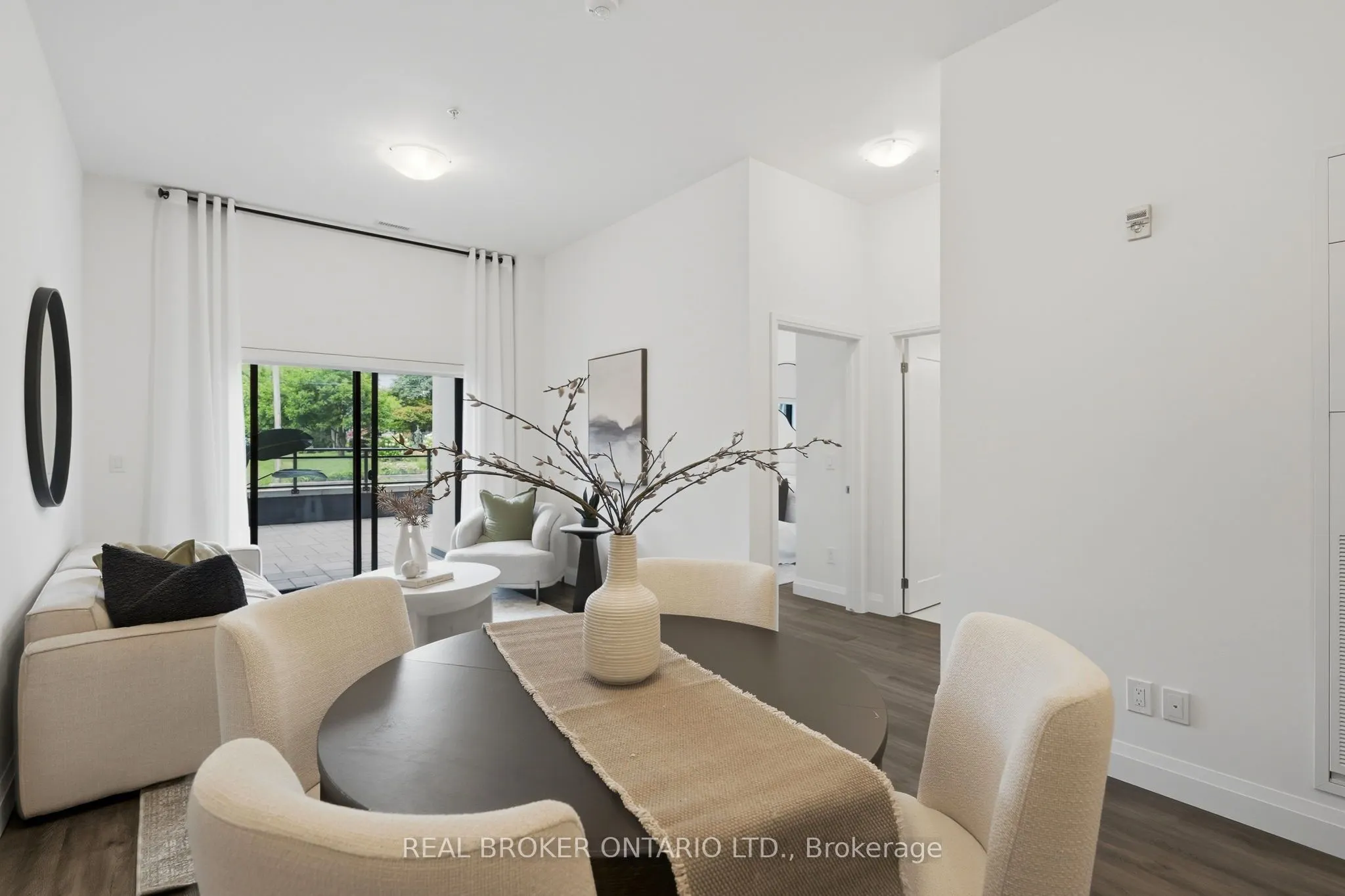 30 Hamilton Street S #101
