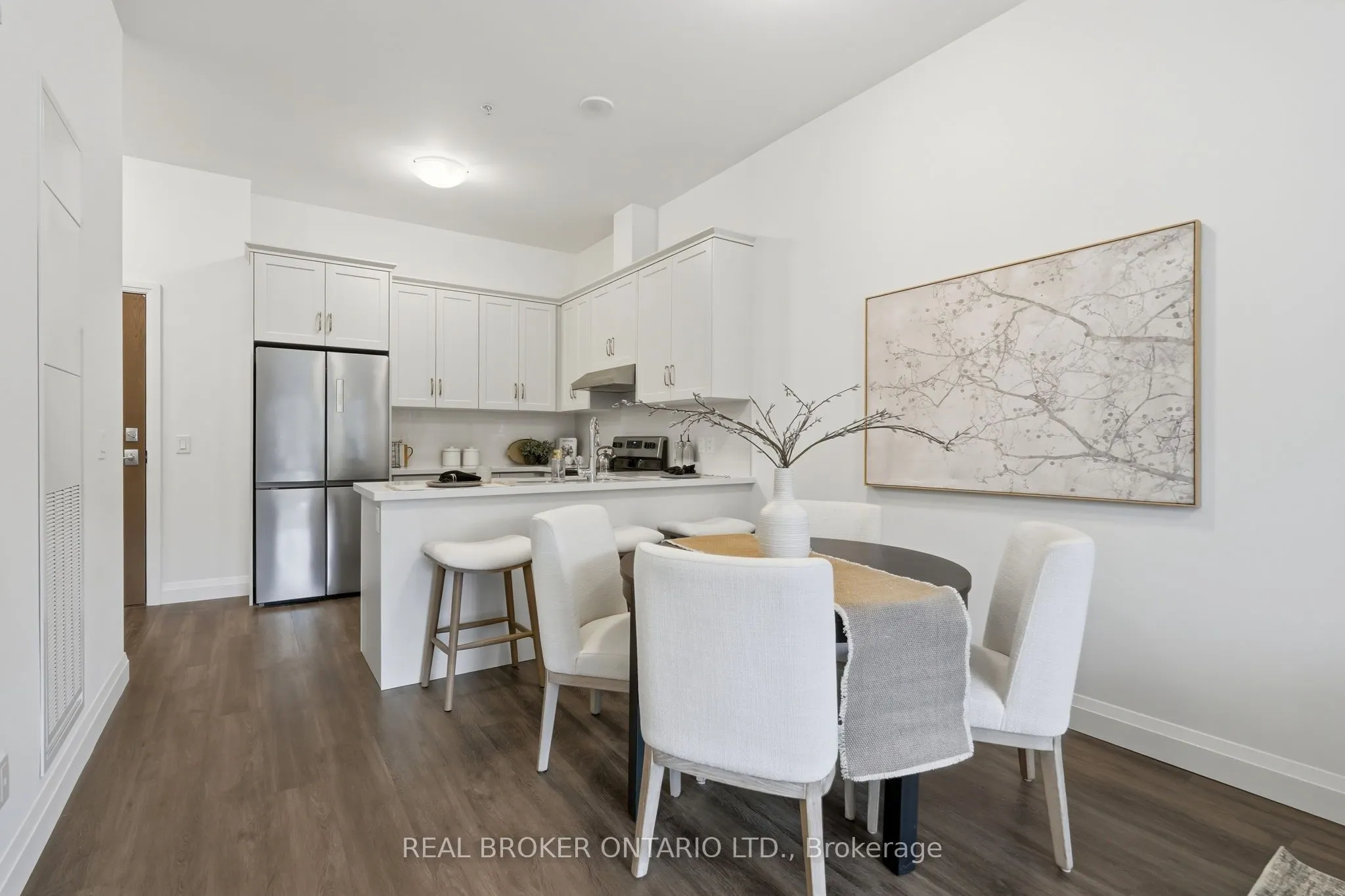 30 Hamilton Street S #101