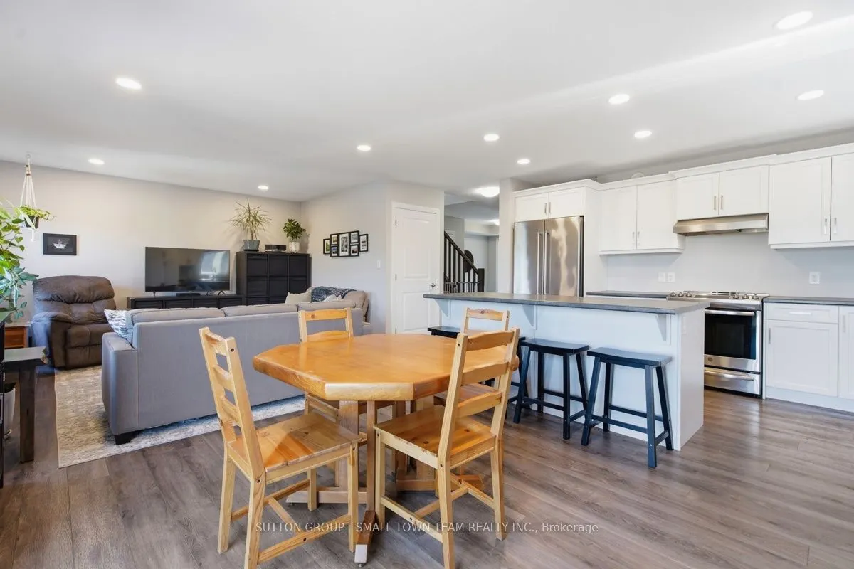 122 Gilmour Drive