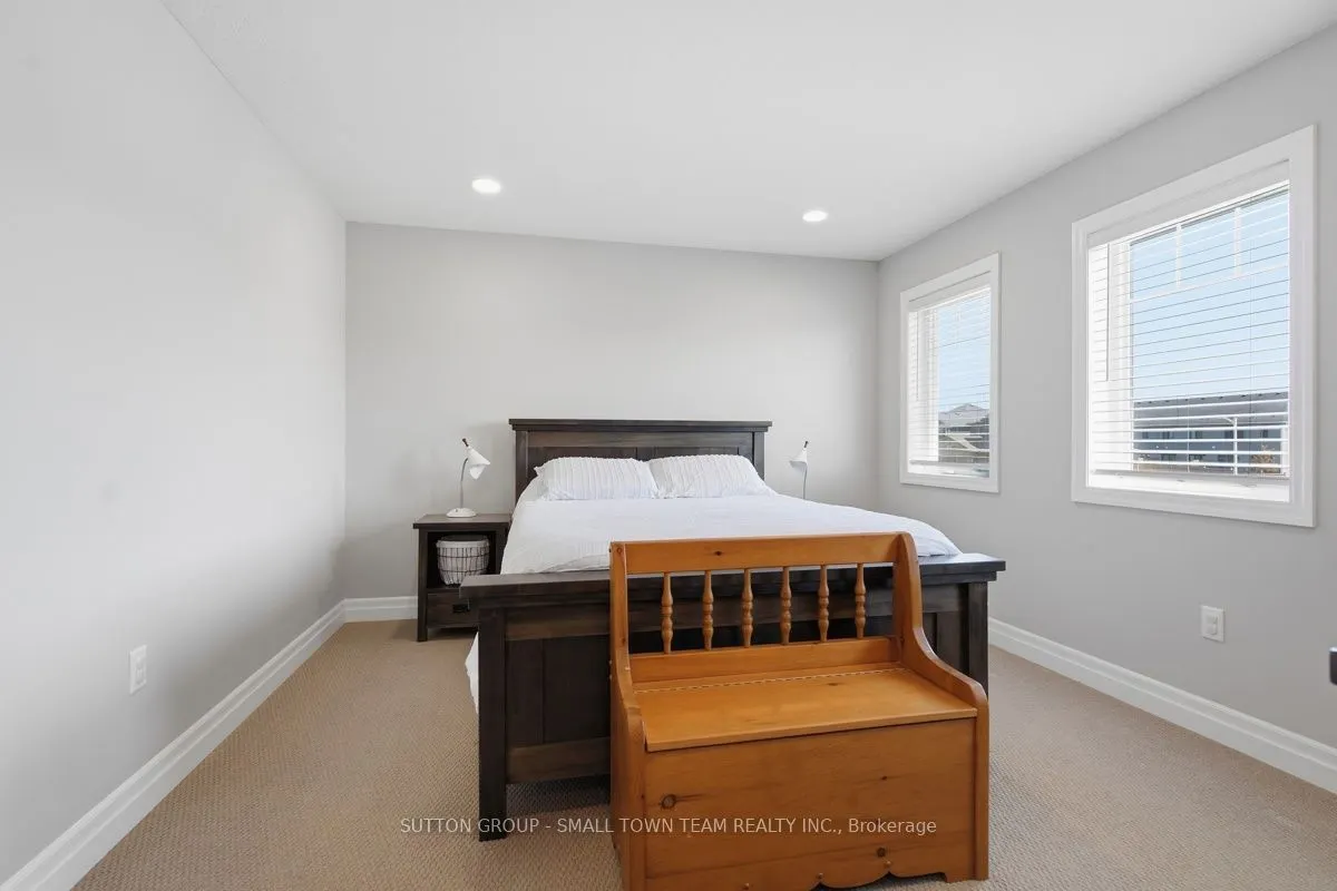 122 Gilmour Drive