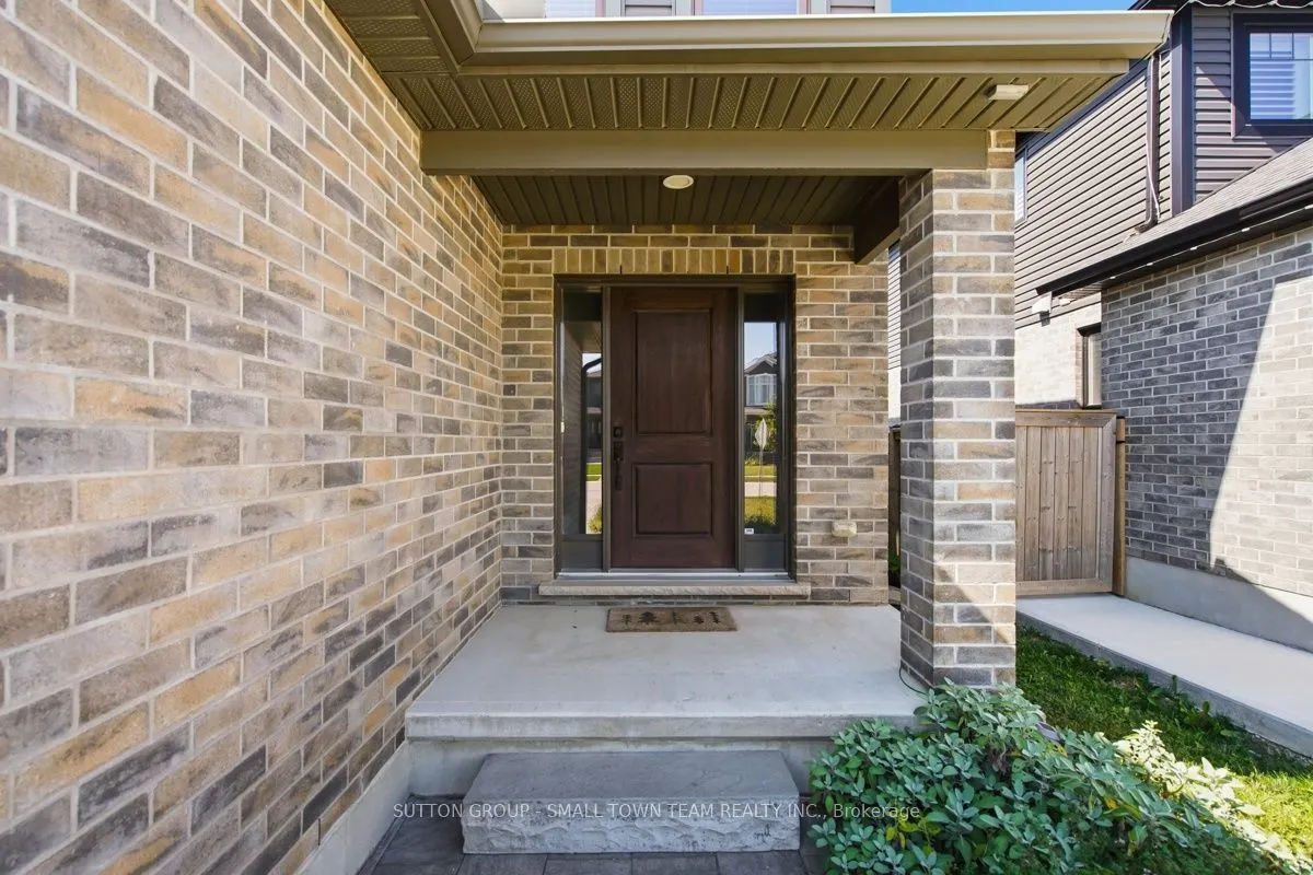 122 Gilmour Drive