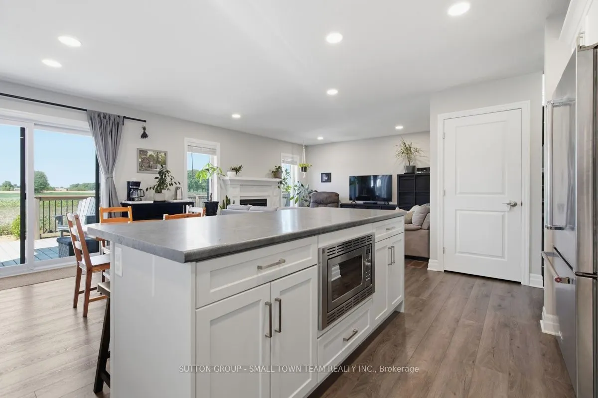 122 Gilmour Drive