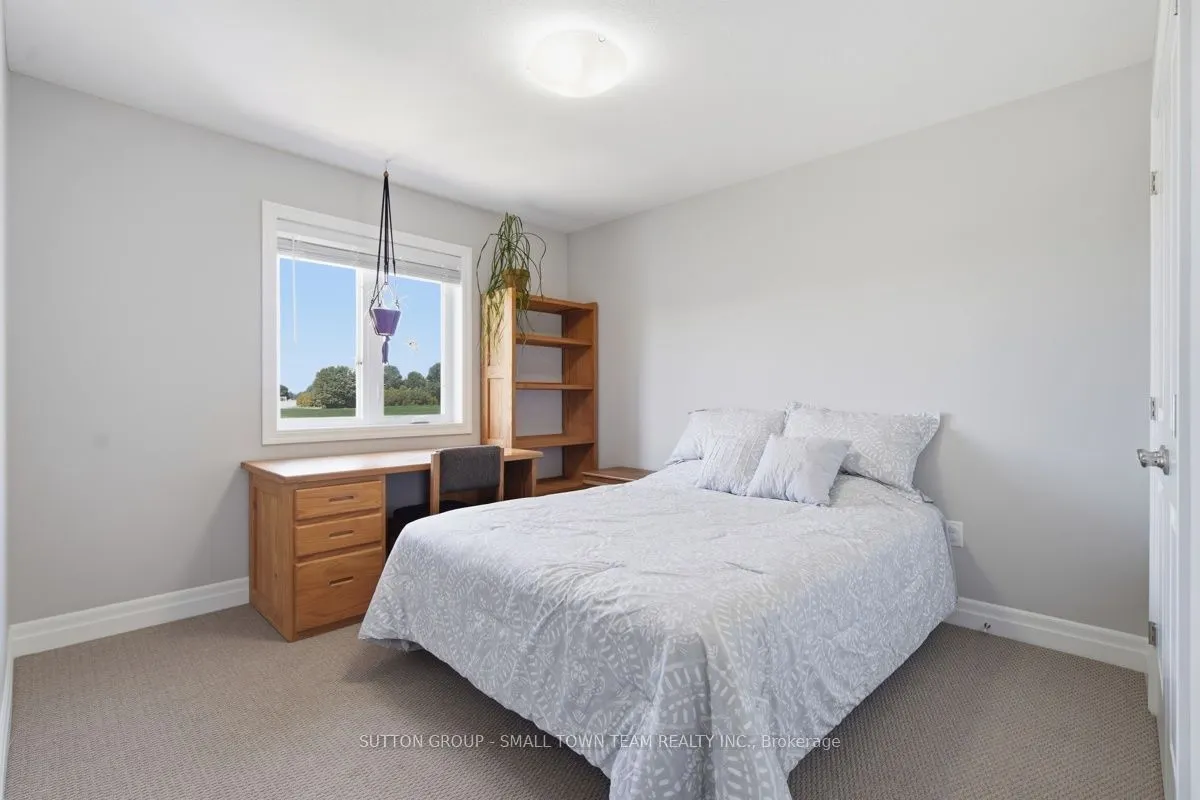 122 Gilmour Drive