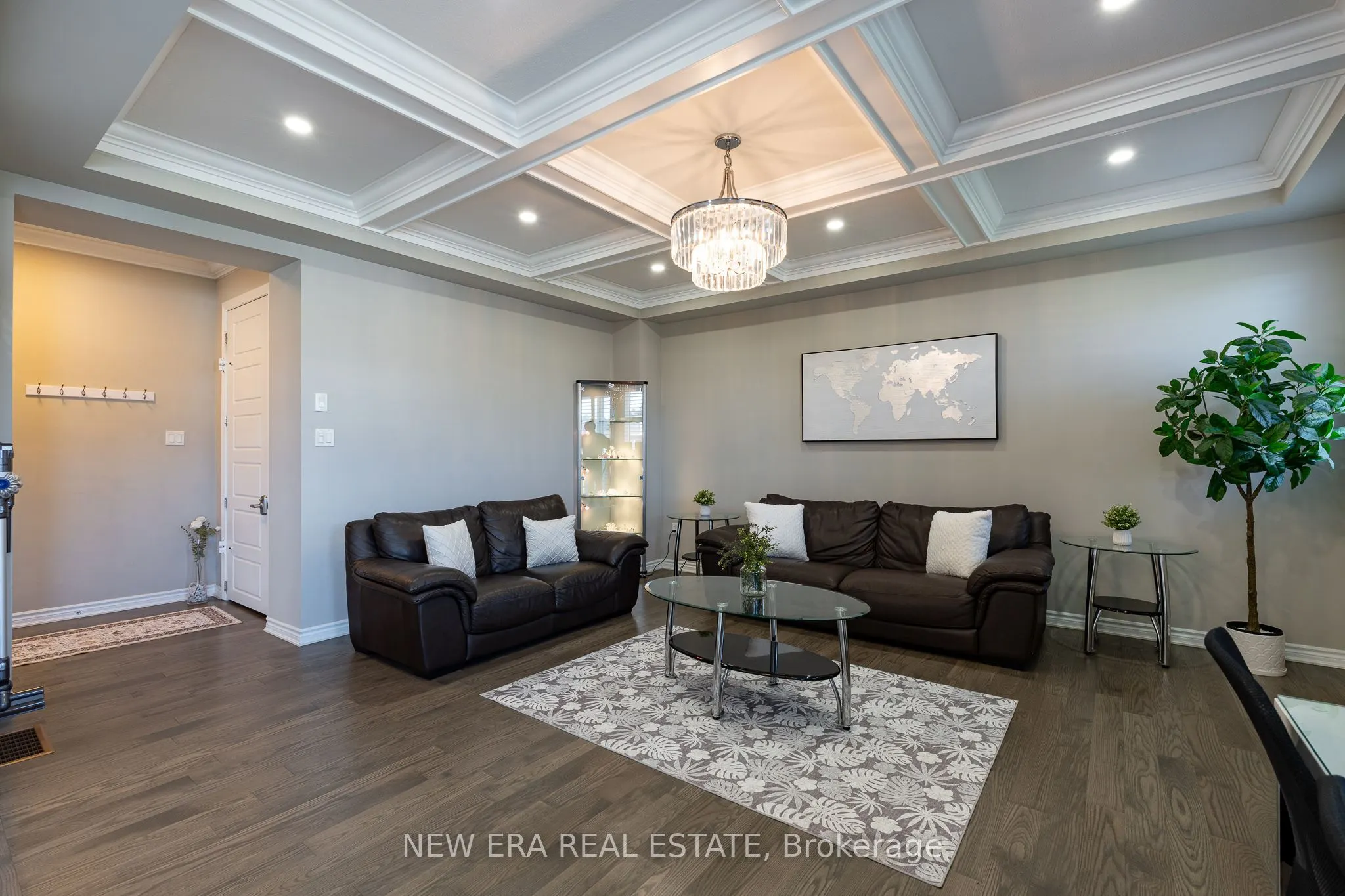 455 Equestrian Way