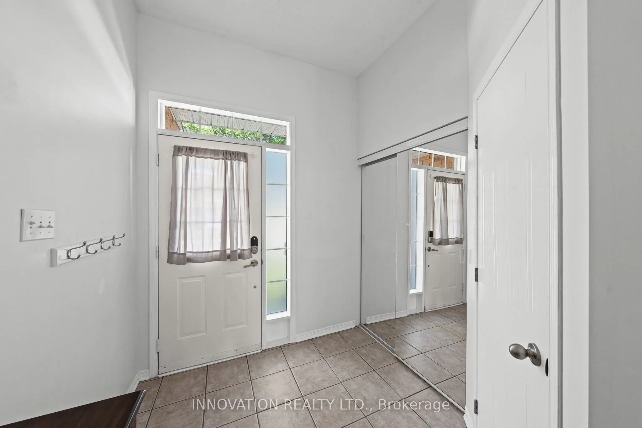 37 Chantilly Gate