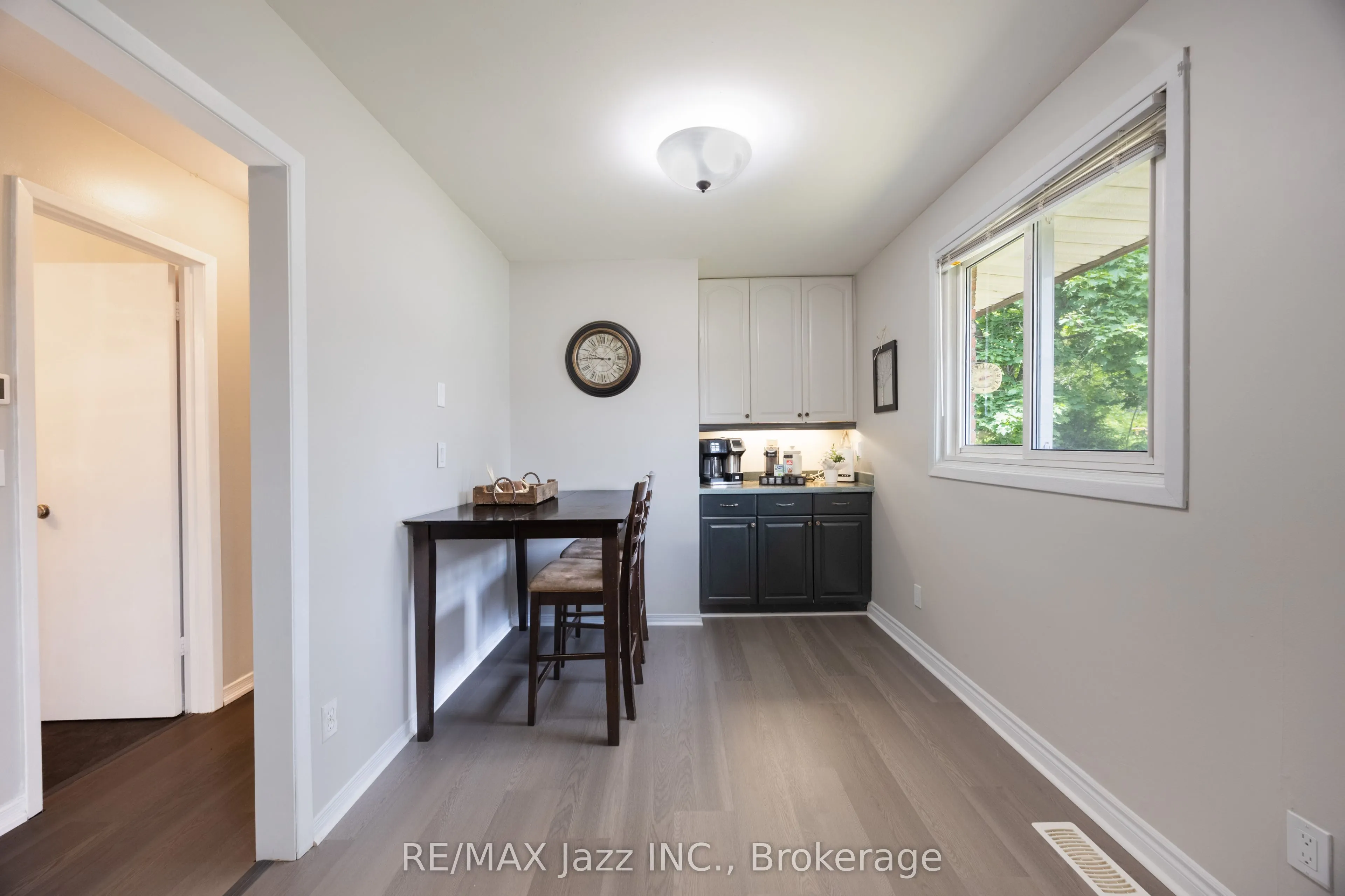 62 Crossley Drive