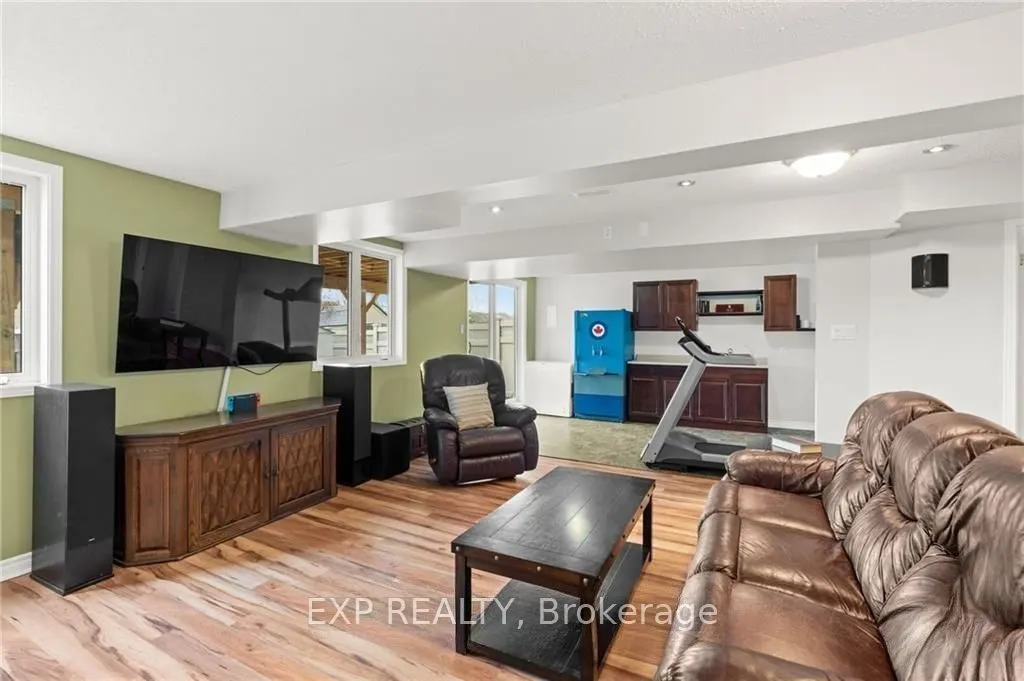 254 FLODDEN Way