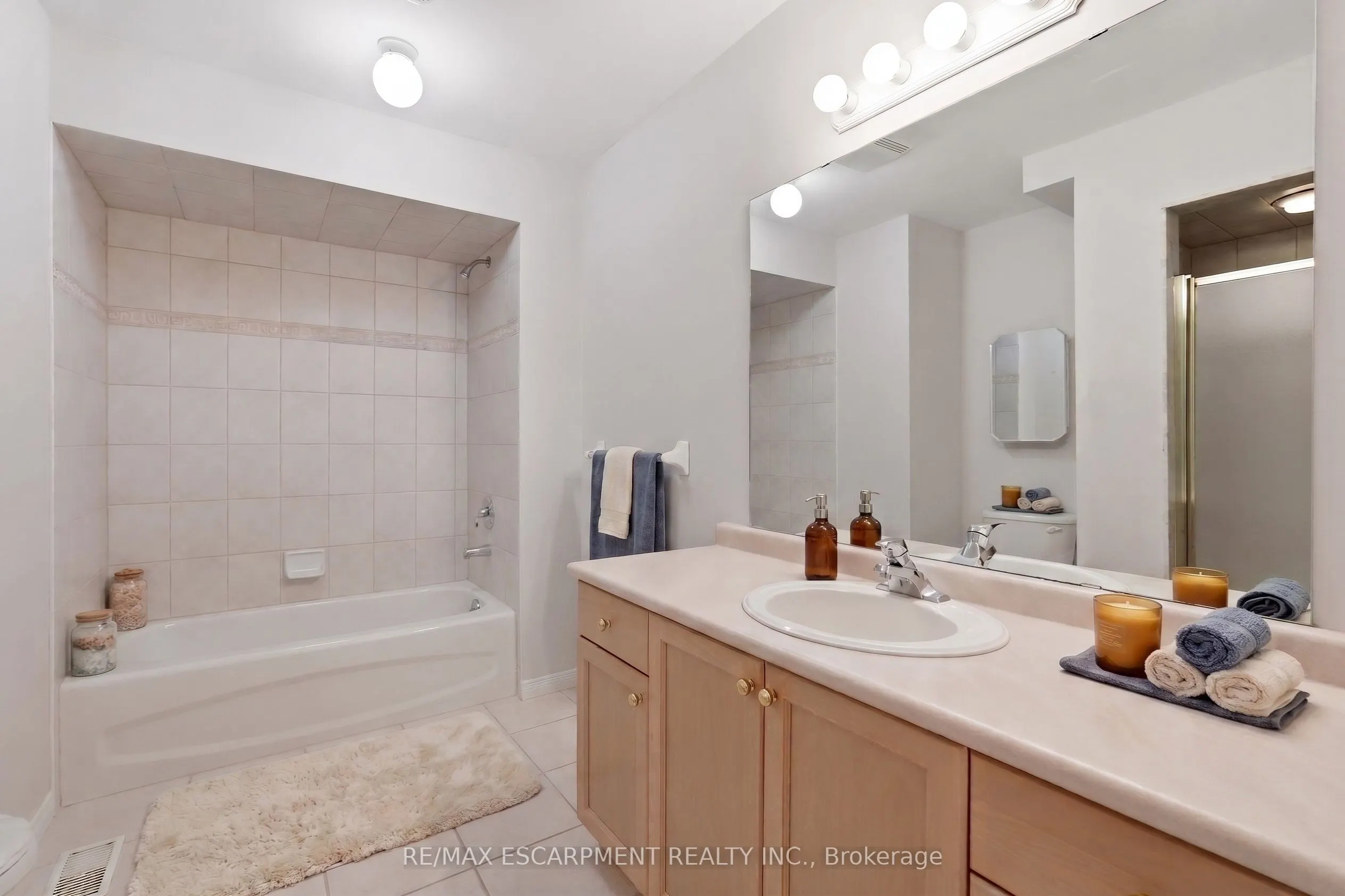212 Stonehenge Drive #41