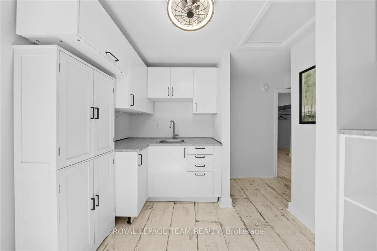 135 Upper Lorne Place