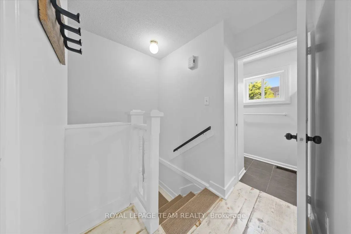 135 Upper Lorne Place