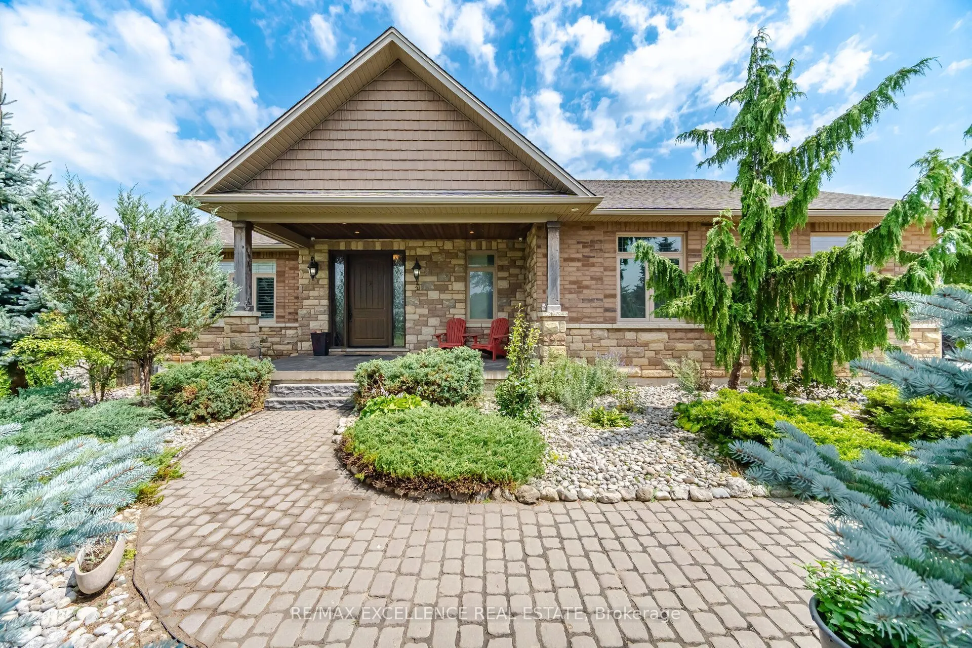 5593 Trafalgar Road