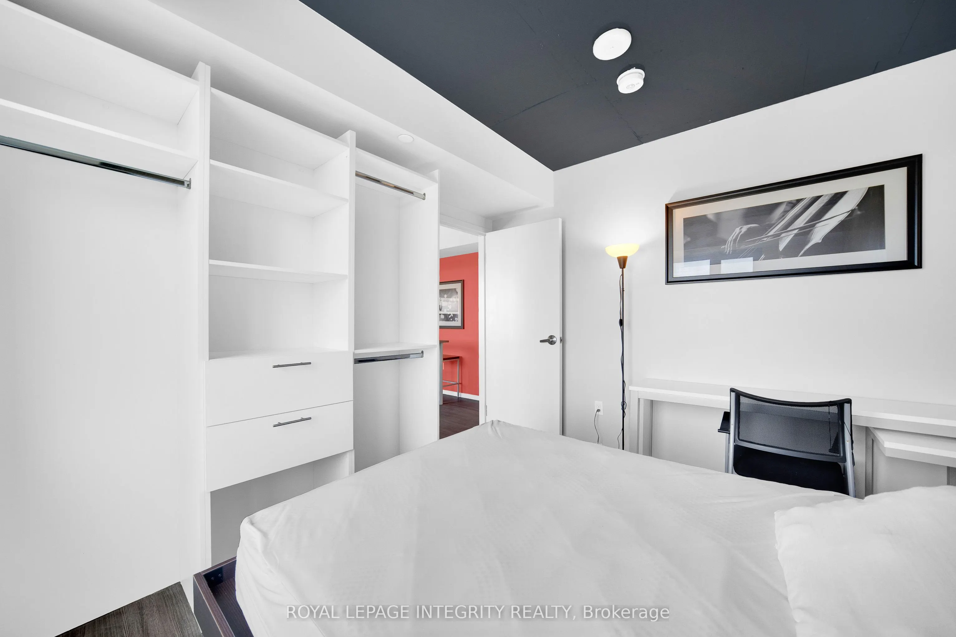 105 Champagne Avenue S #2503