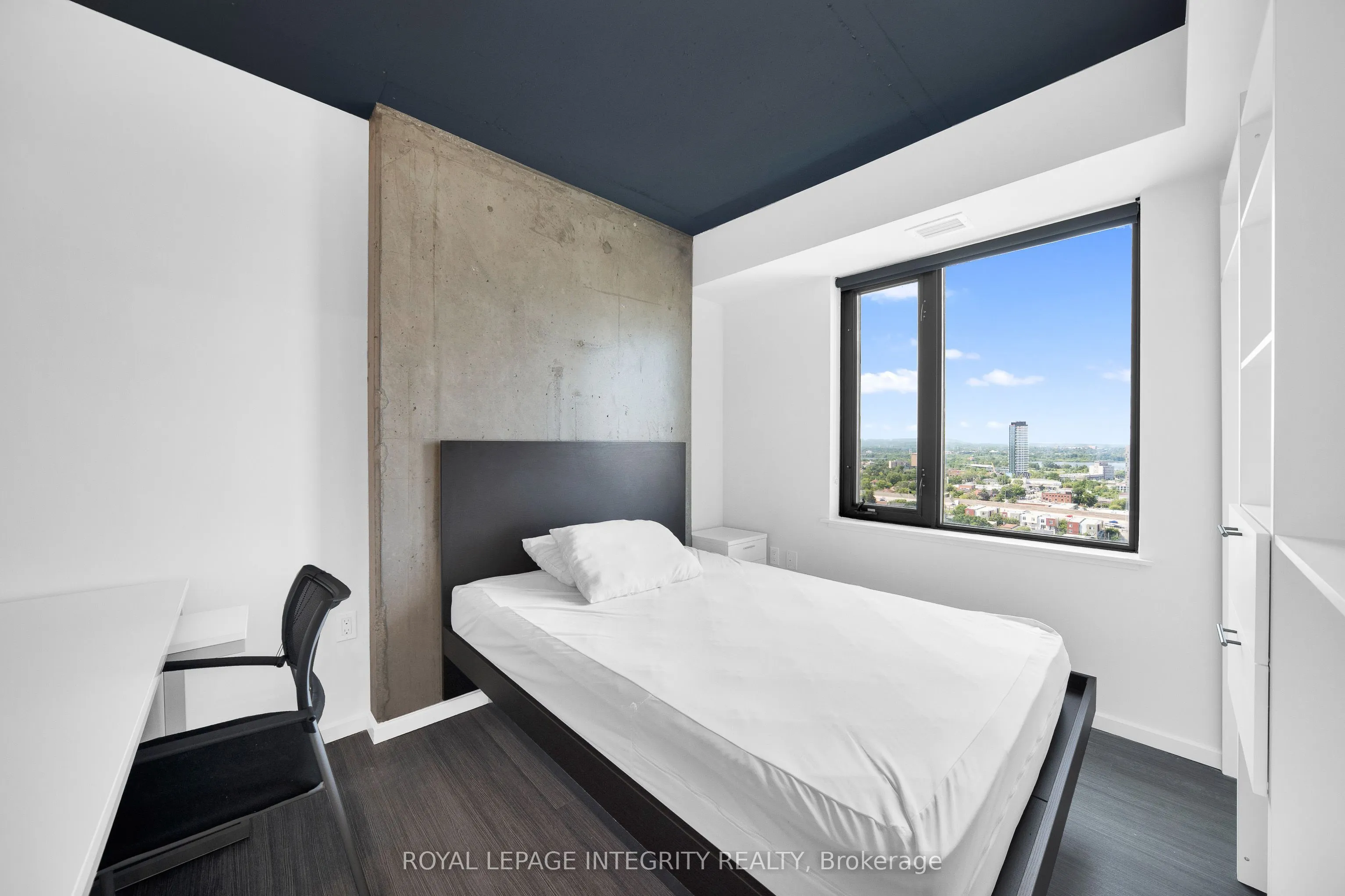 105 Champagne Avenue S #2503