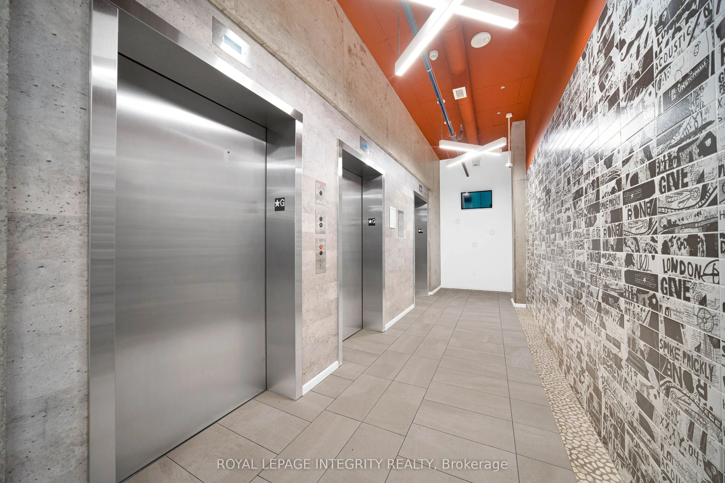 105 Champagne Avenue S #2503