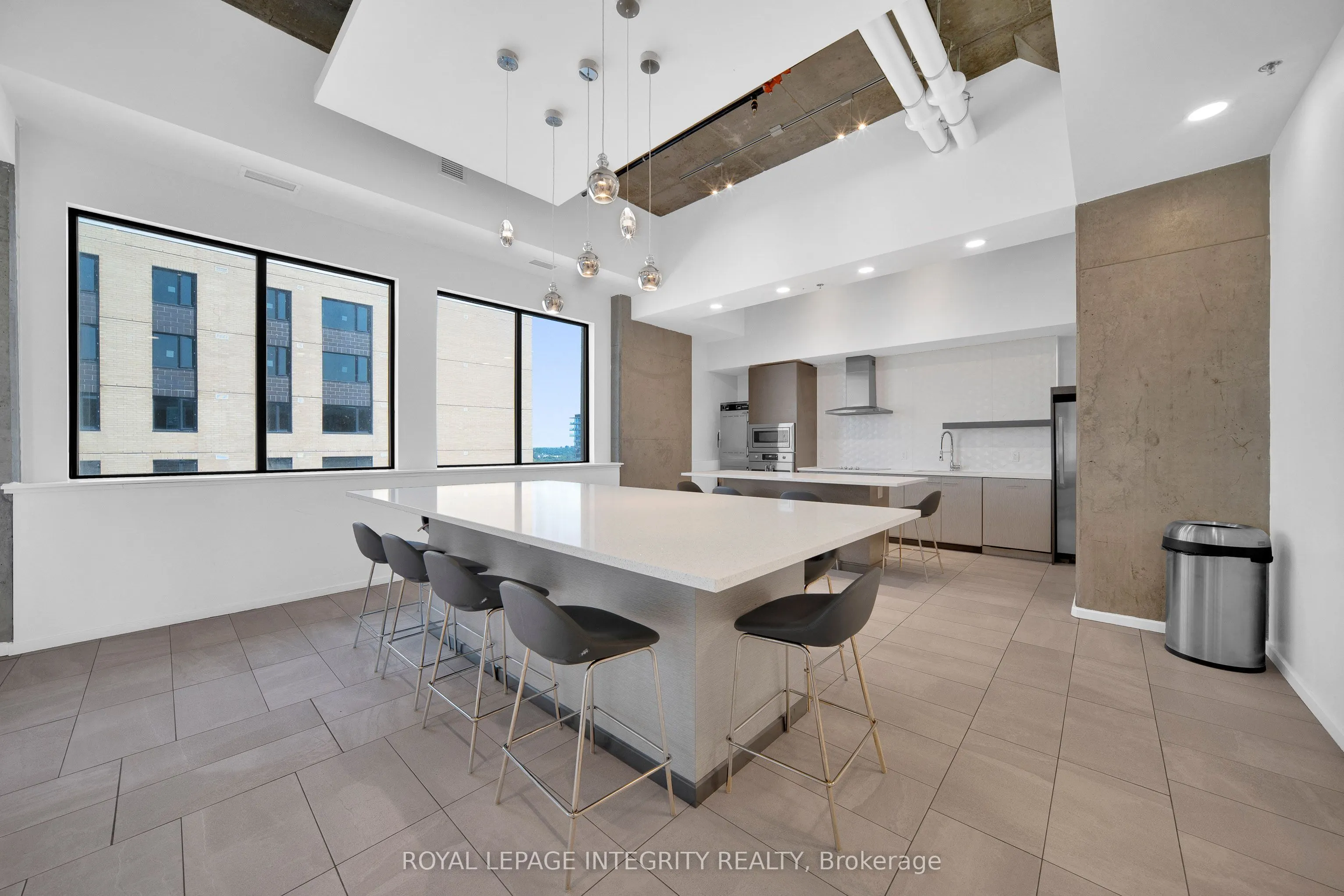 105 Champagne Avenue S #2503