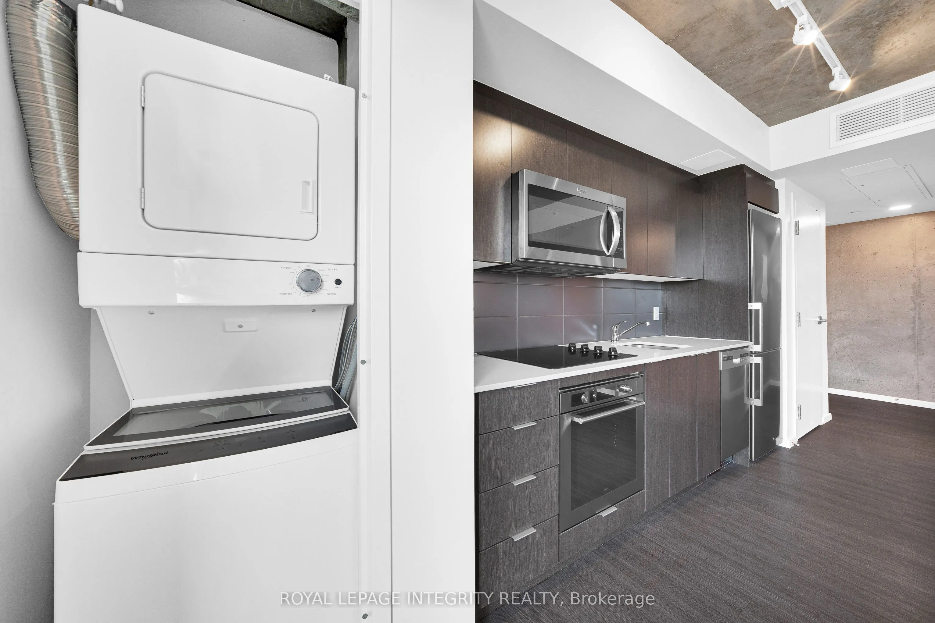 105 Champagne Avenue S #2503