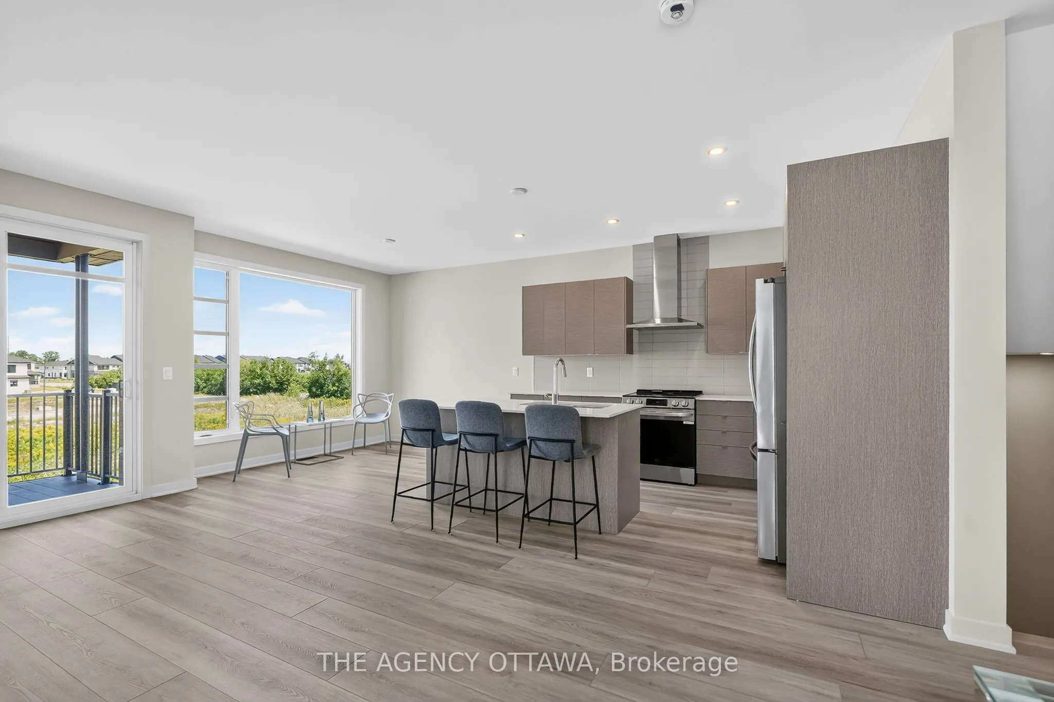 3007 Showcase Crescent