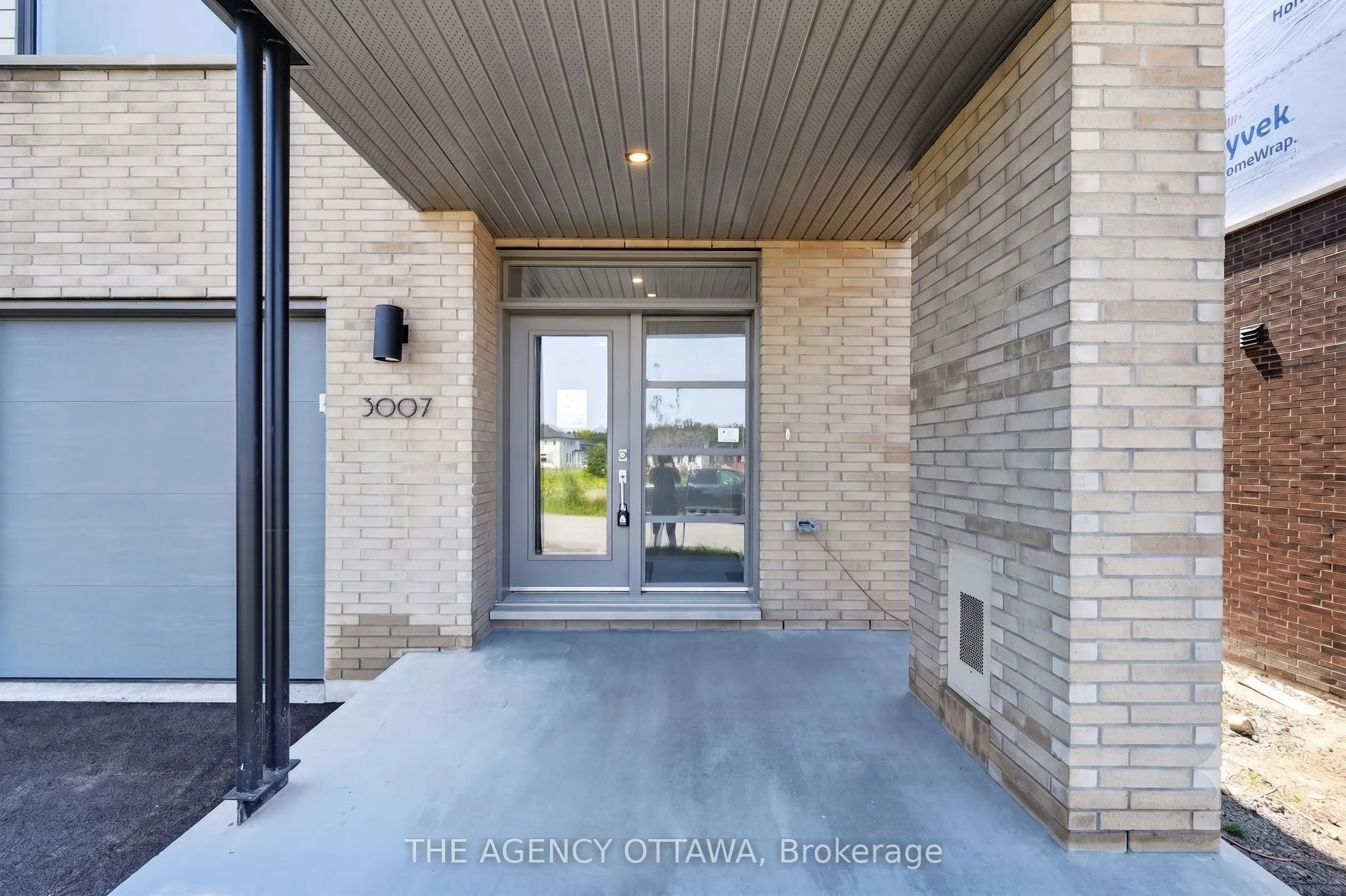 3007 Showcase Crescent