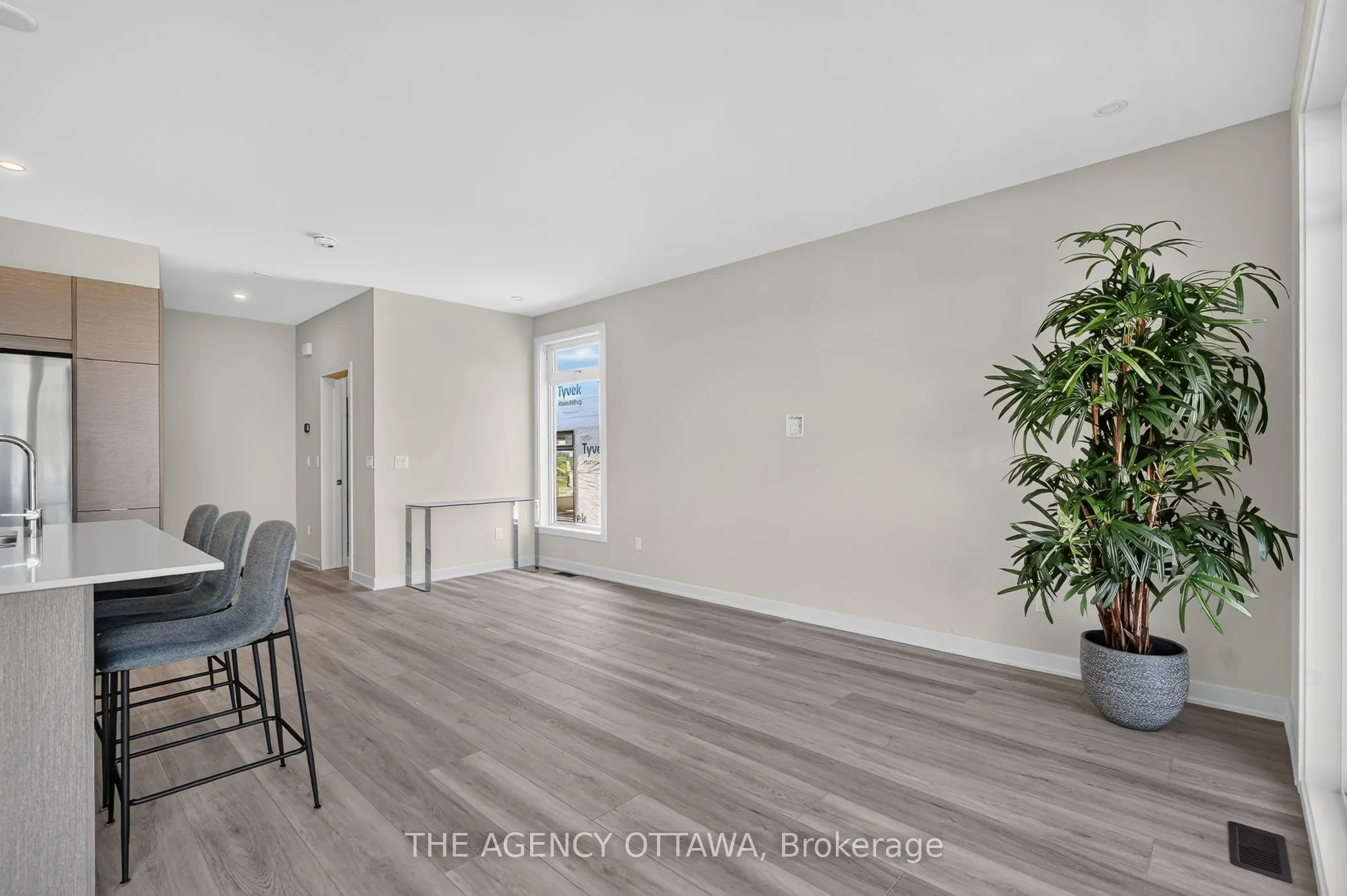 3007 Showcase Crescent
