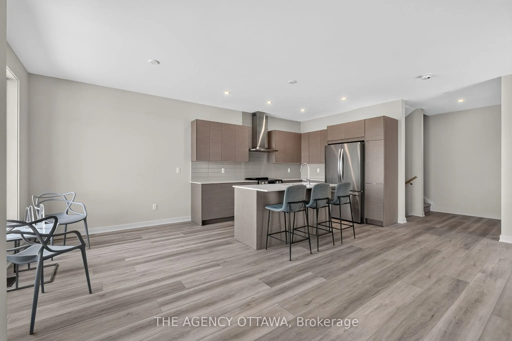 3007 Showcase Crescent