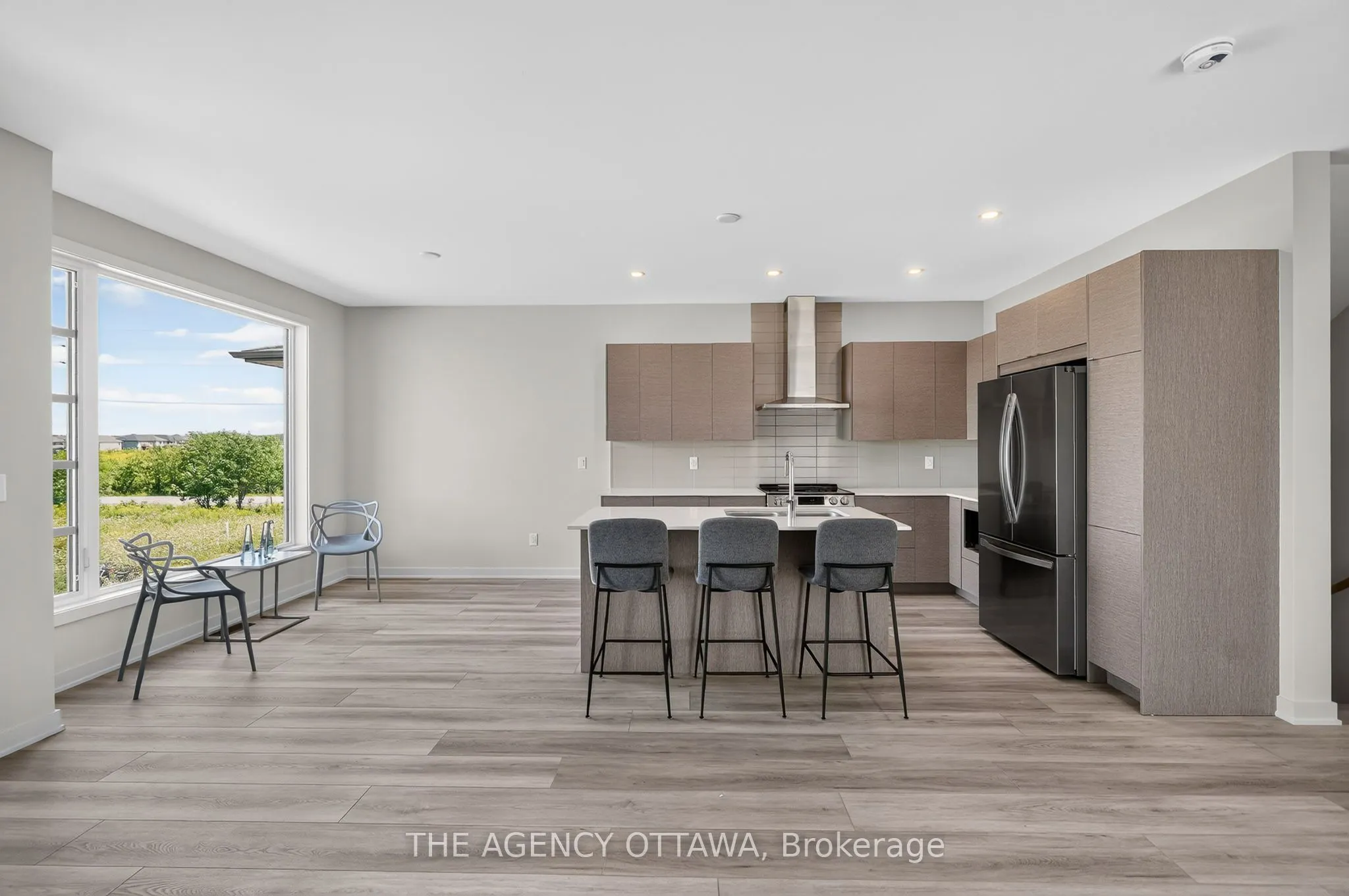 3007 Showcase Crescent