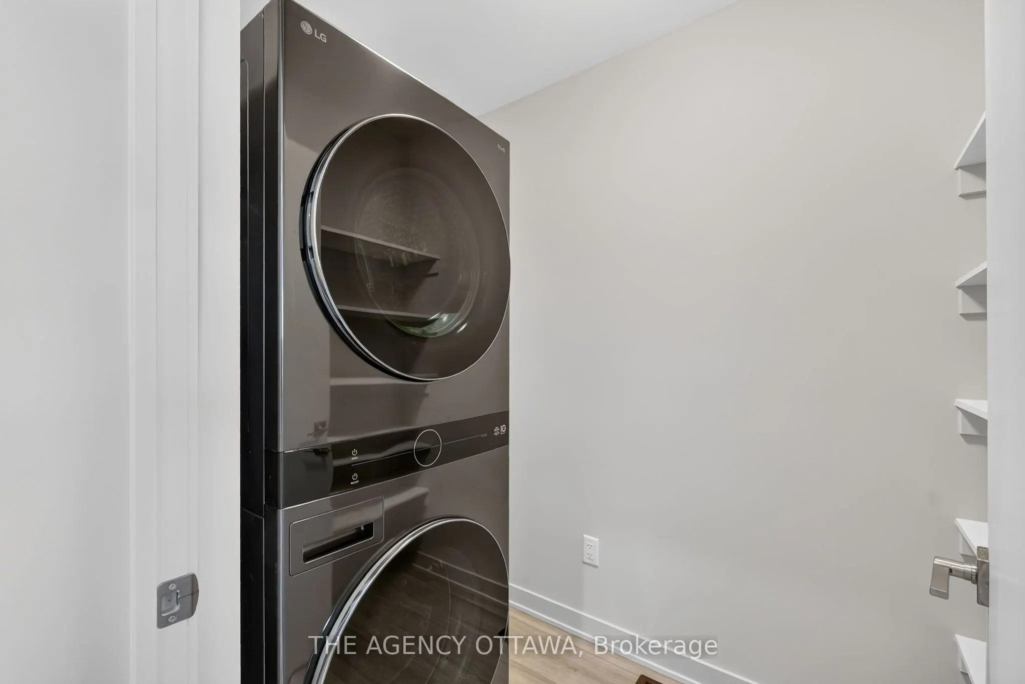 3007 Showcase Crescent