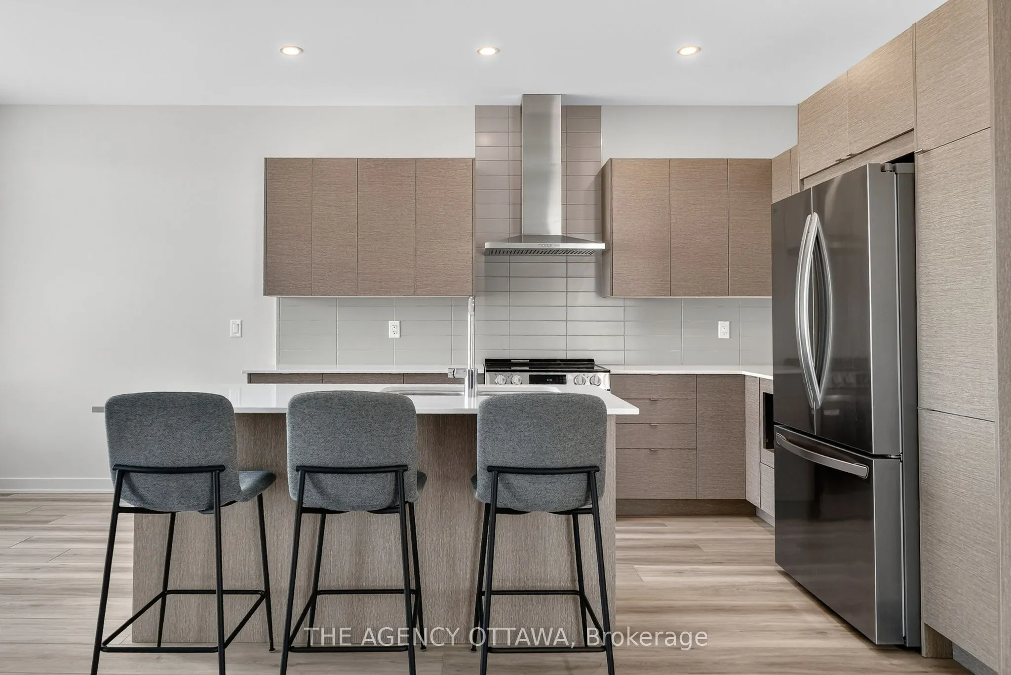 3007 Showcase Crescent