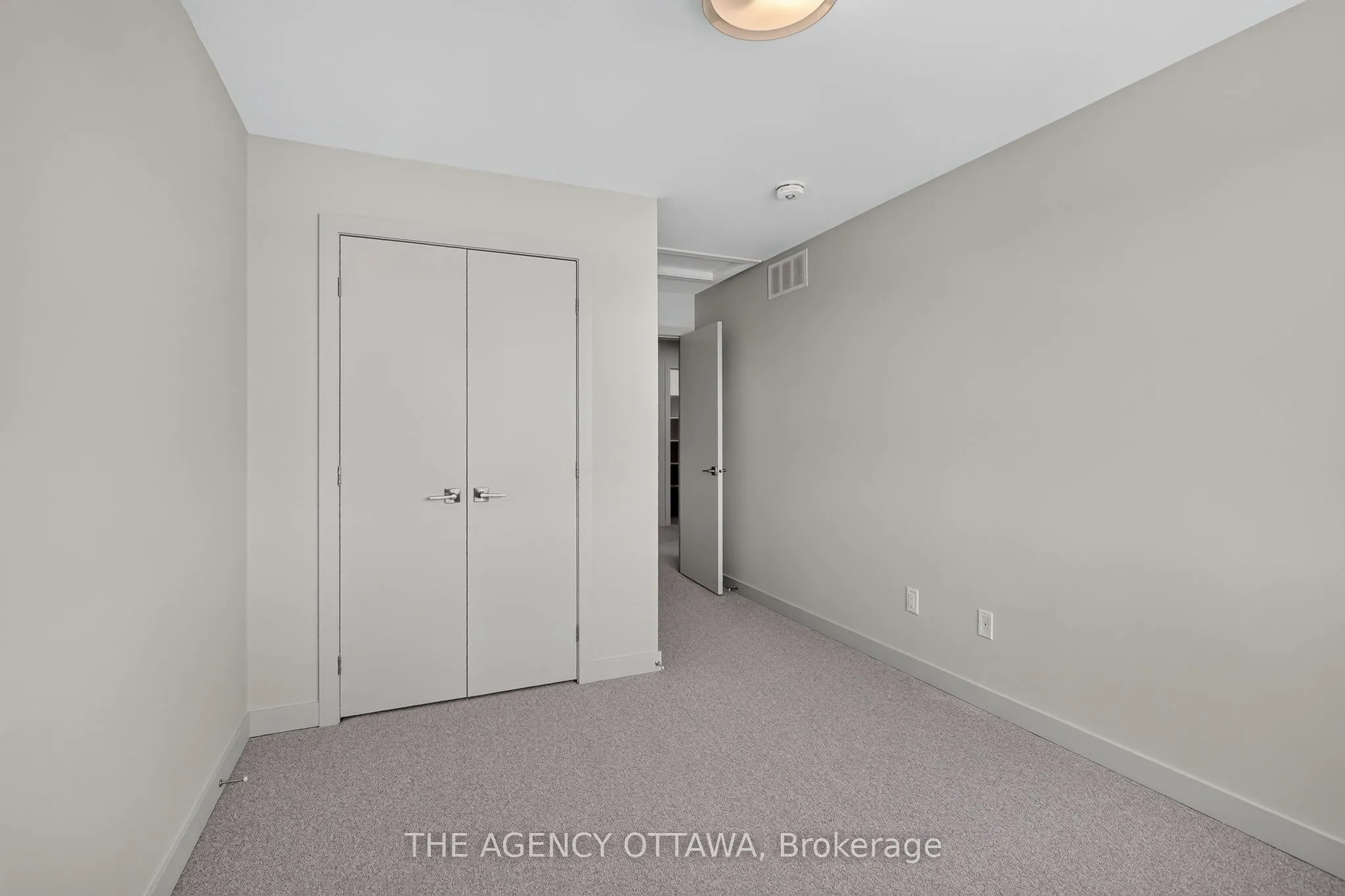 3007 Showcase Crescent