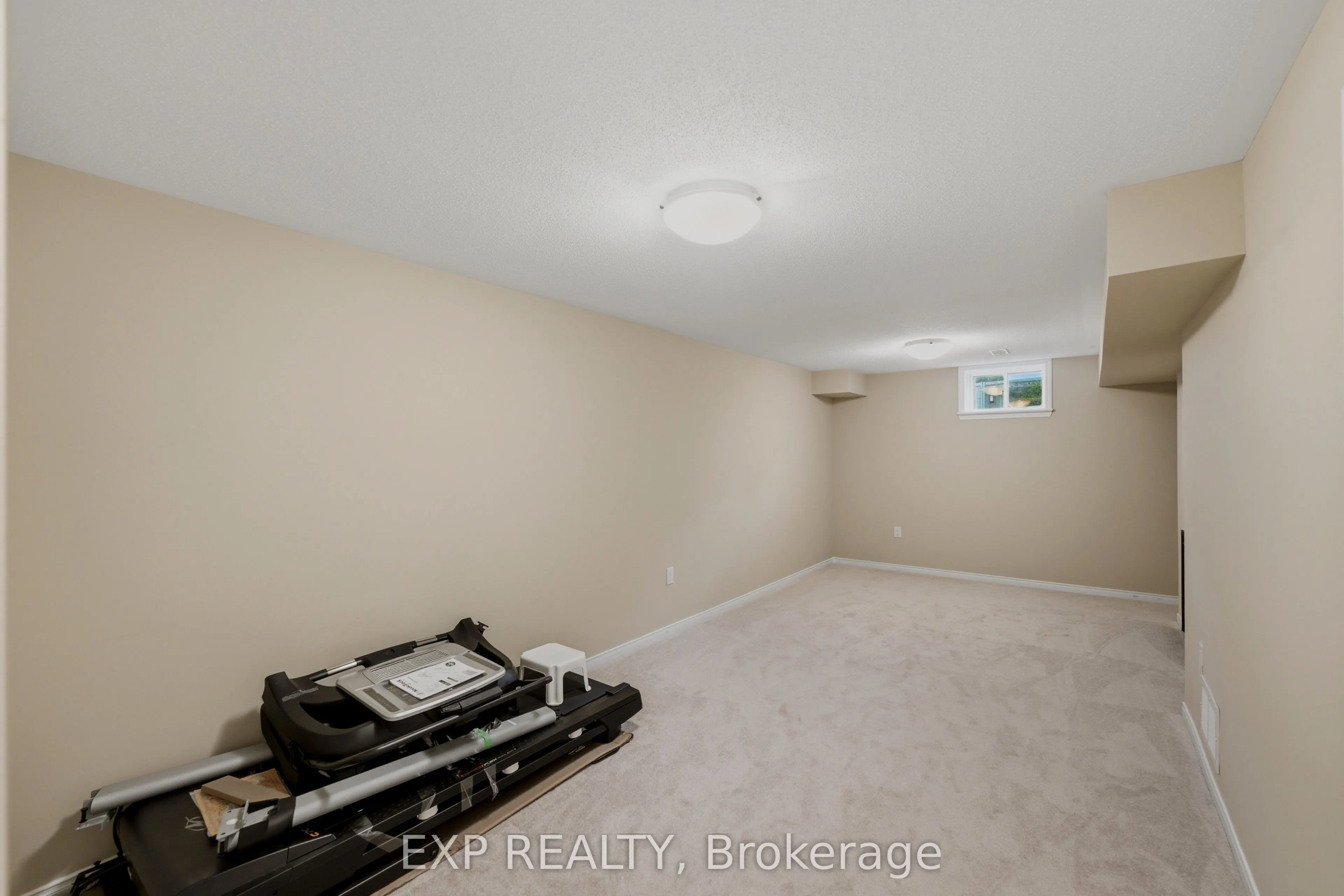 118 Laramie Crescent