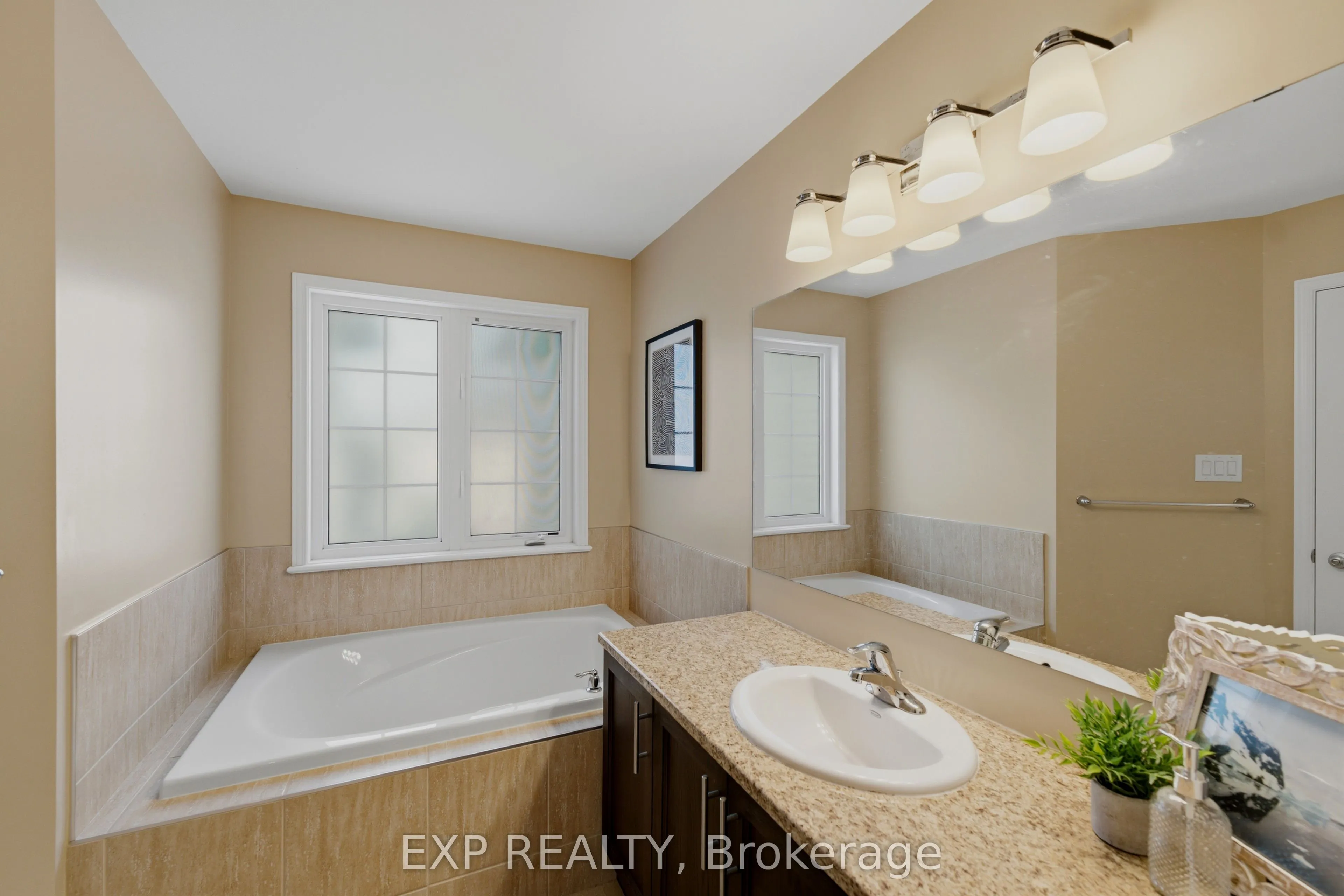 118 Laramie Crescent