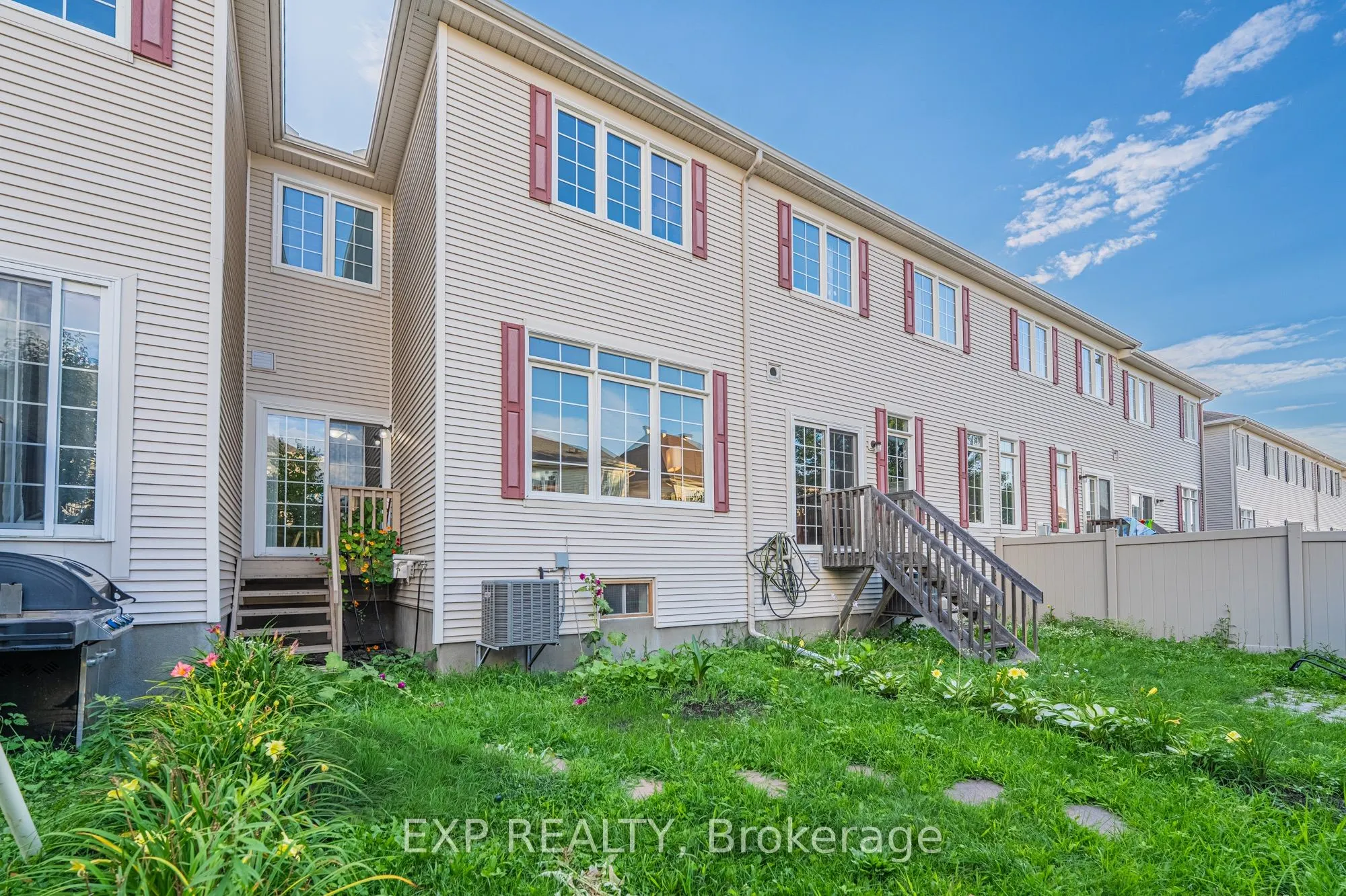 118 Laramie Crescent