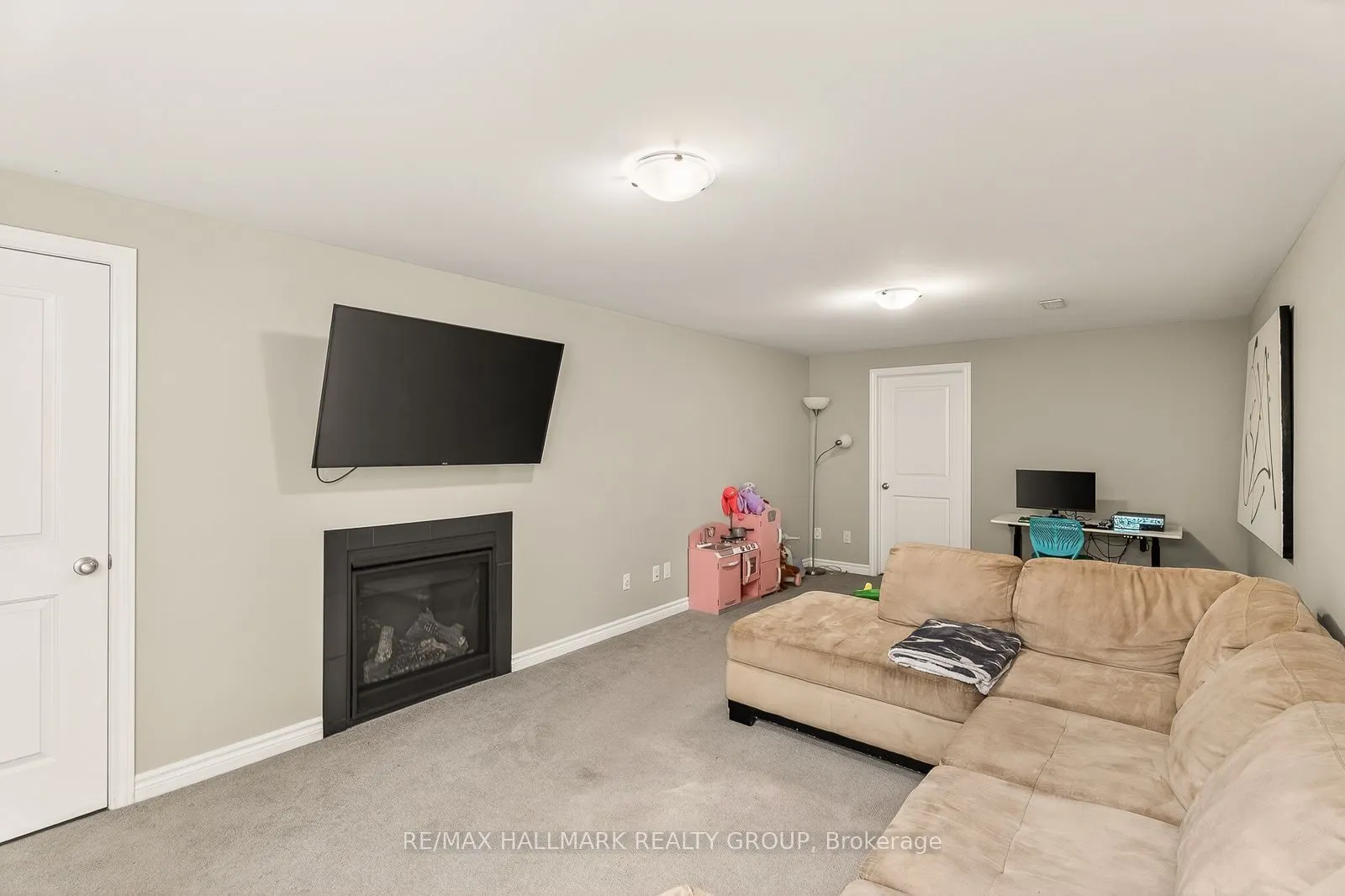 834 CEDAR CREEK Drive