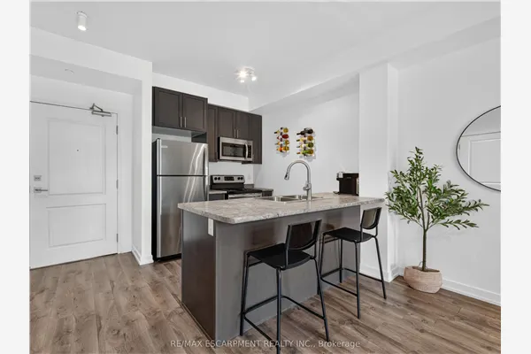 101 Shoreview Place