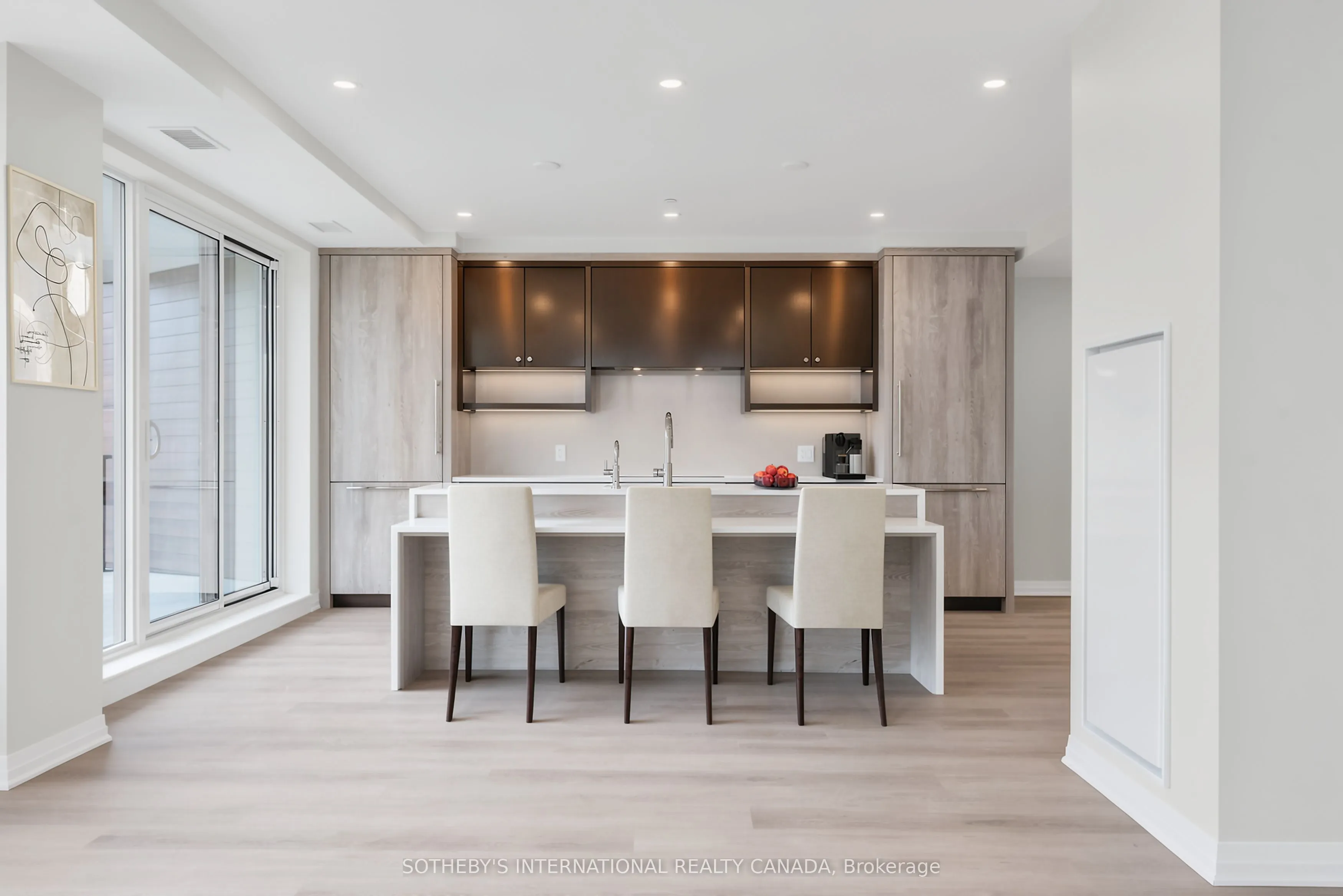 6523 Wellington Rd 7 #201