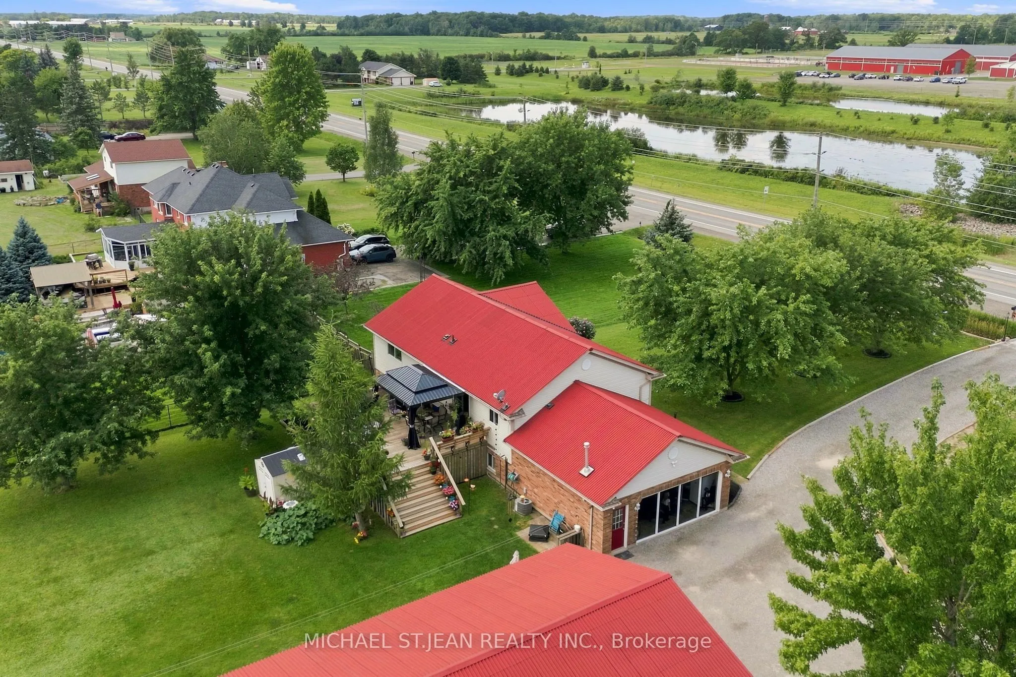 3557 Grimsby Road