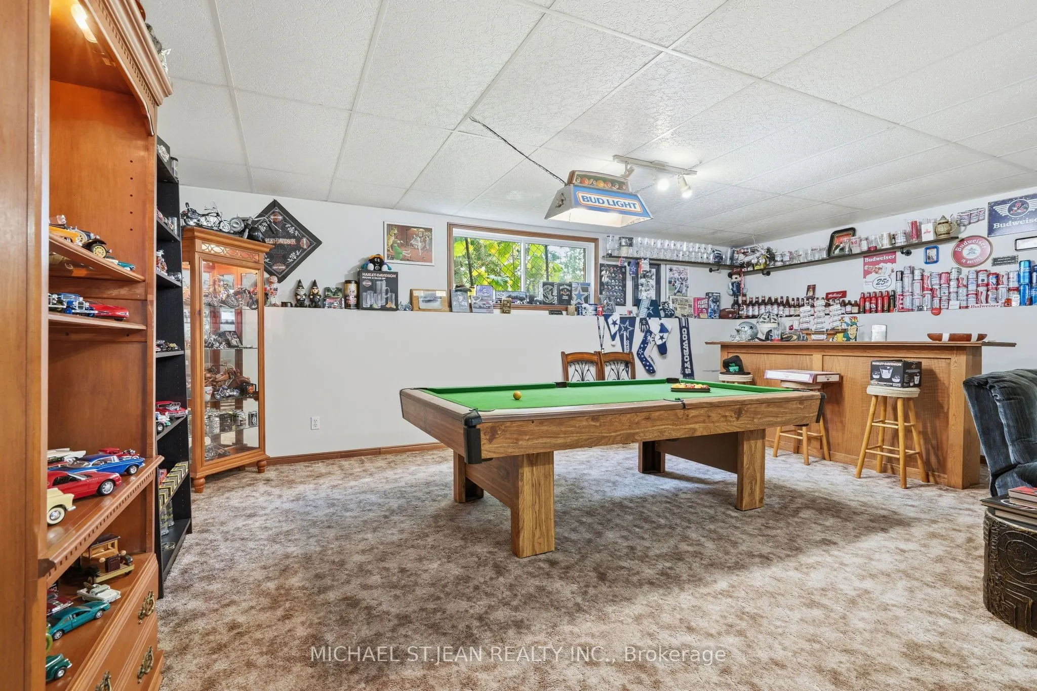 3557 Grimsby Road
