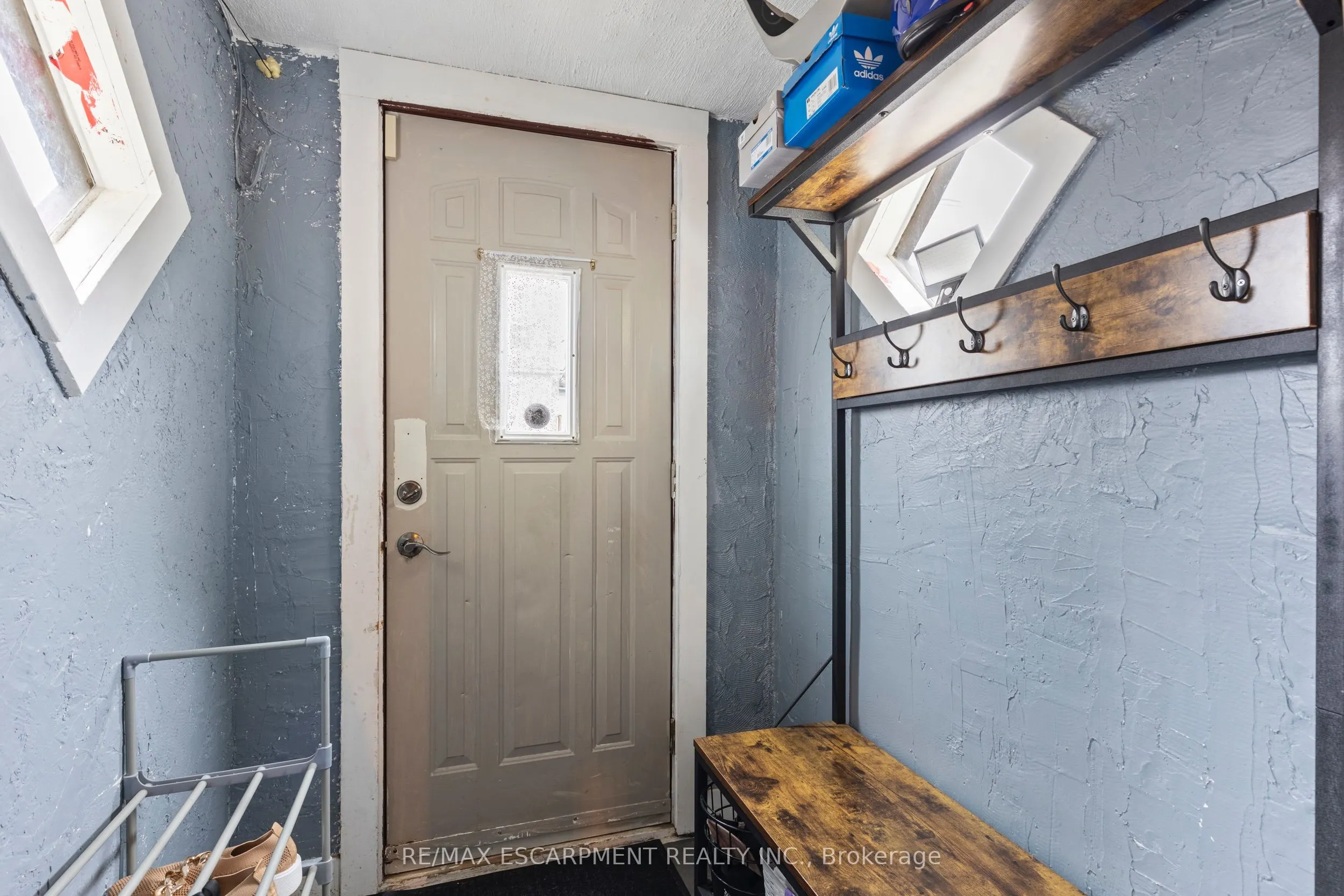 4774 Saint Clair Avenue