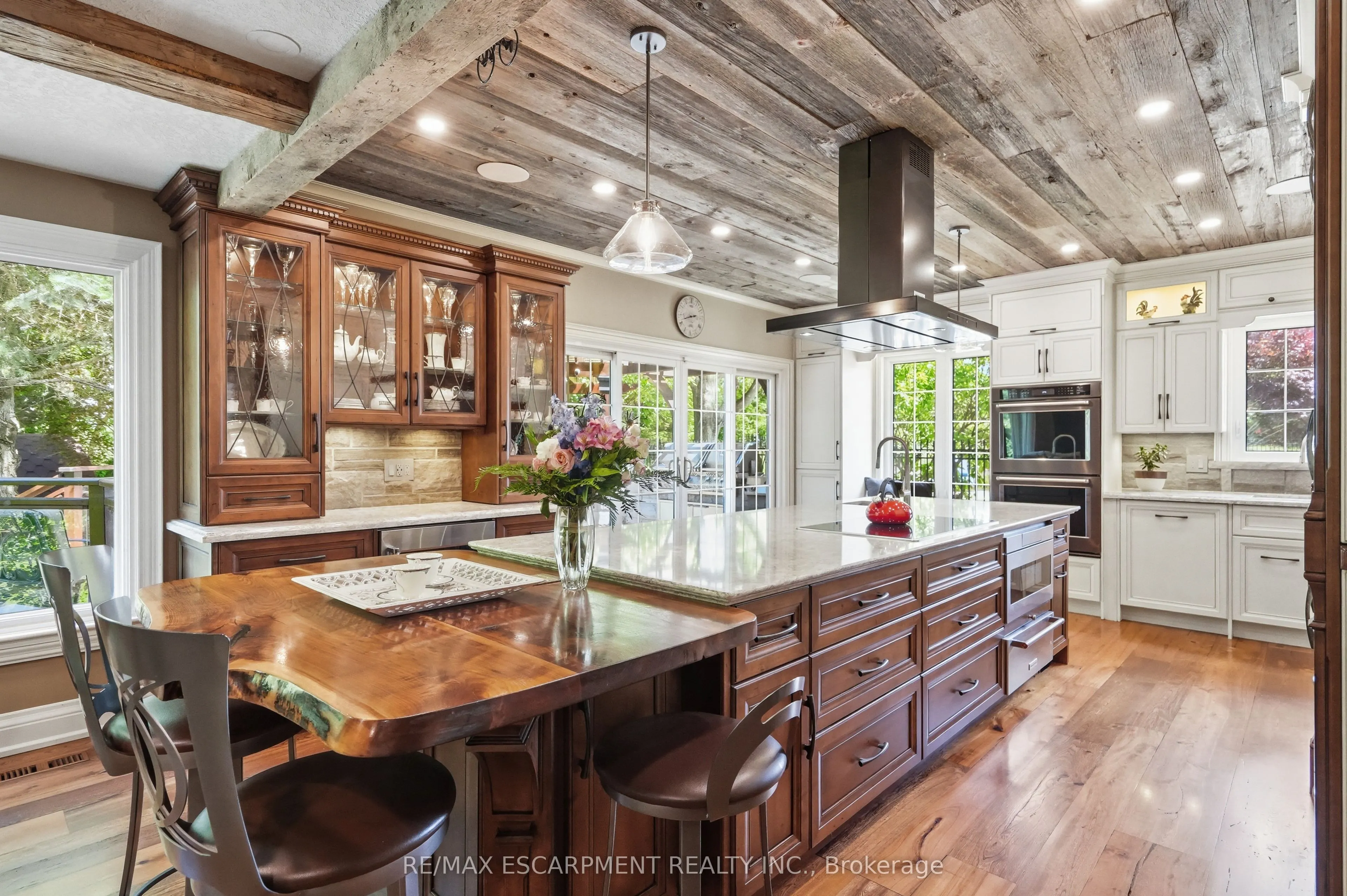 314 7th Concession Road E