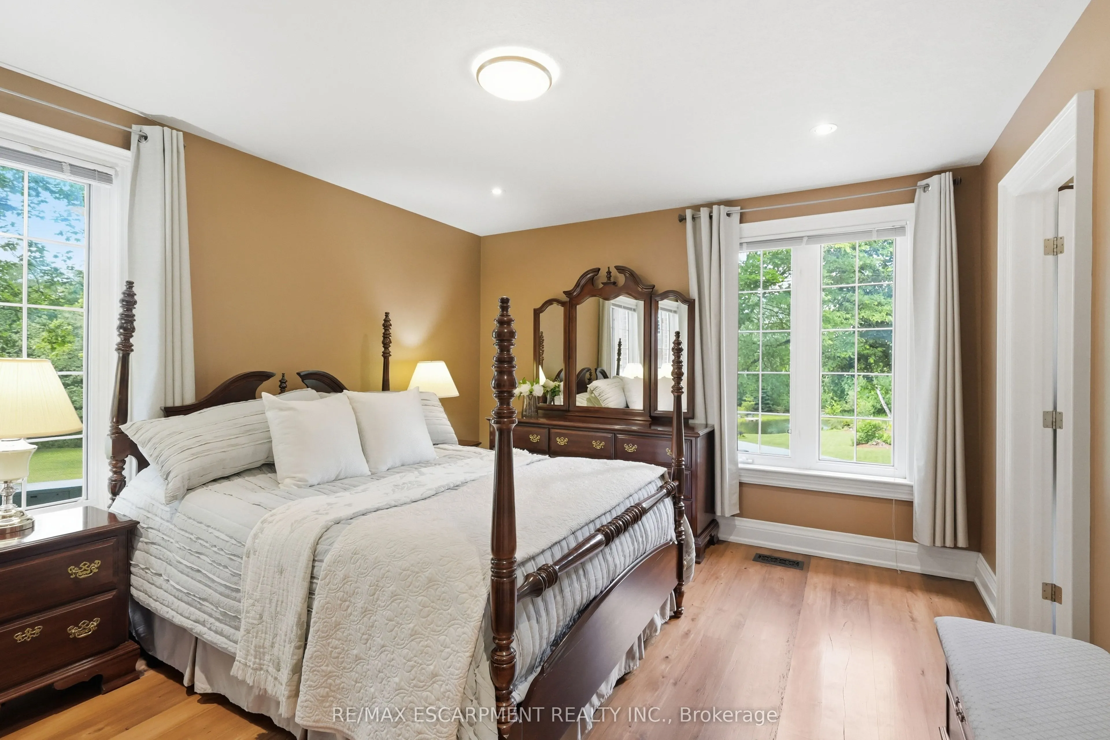 314 7th Concession Road E