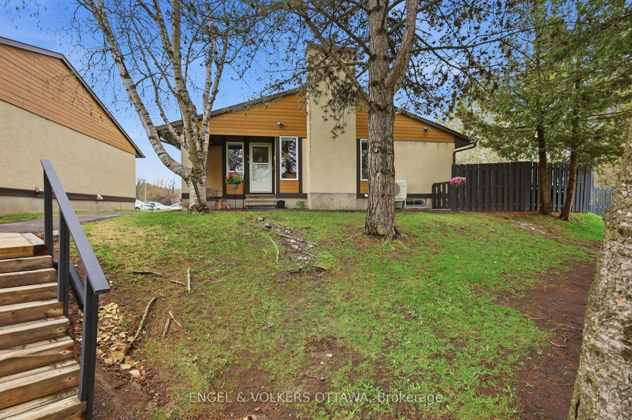 3344 Uplands Drive #77