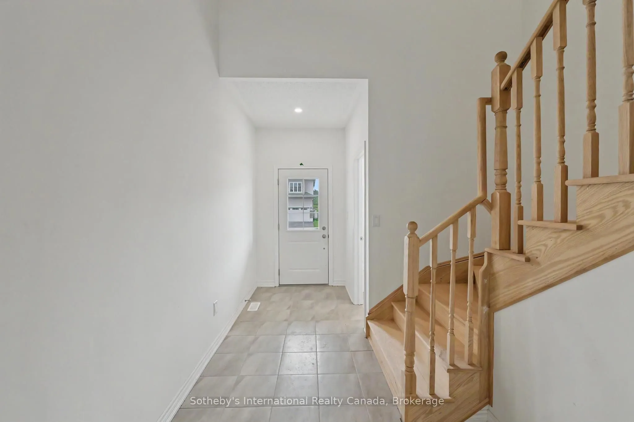9 Hillcroft Way